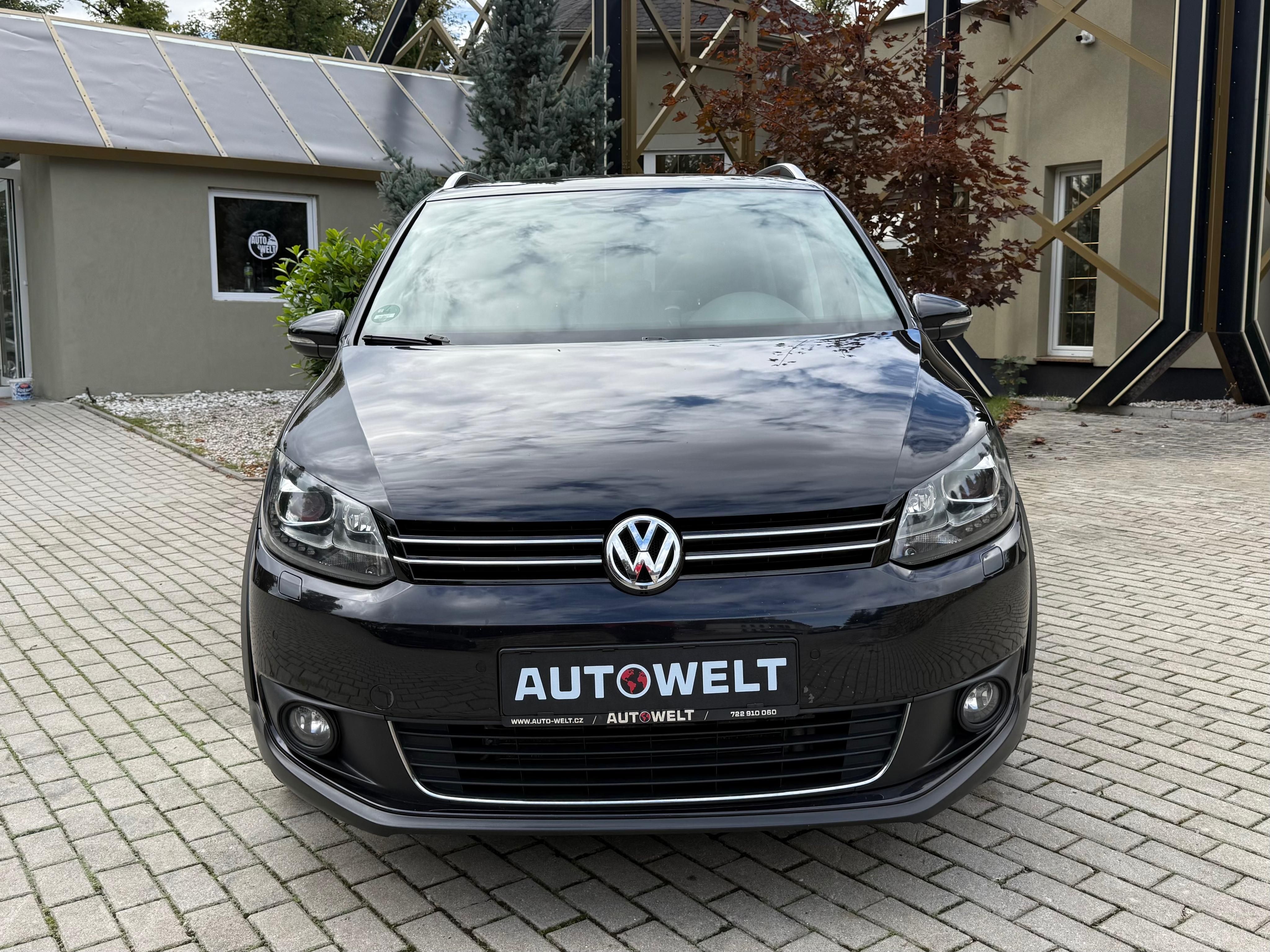 Volkswagen Touran, CROSS 2.0 TDi /7MÍST/PANORAMA/ - fotka 4
