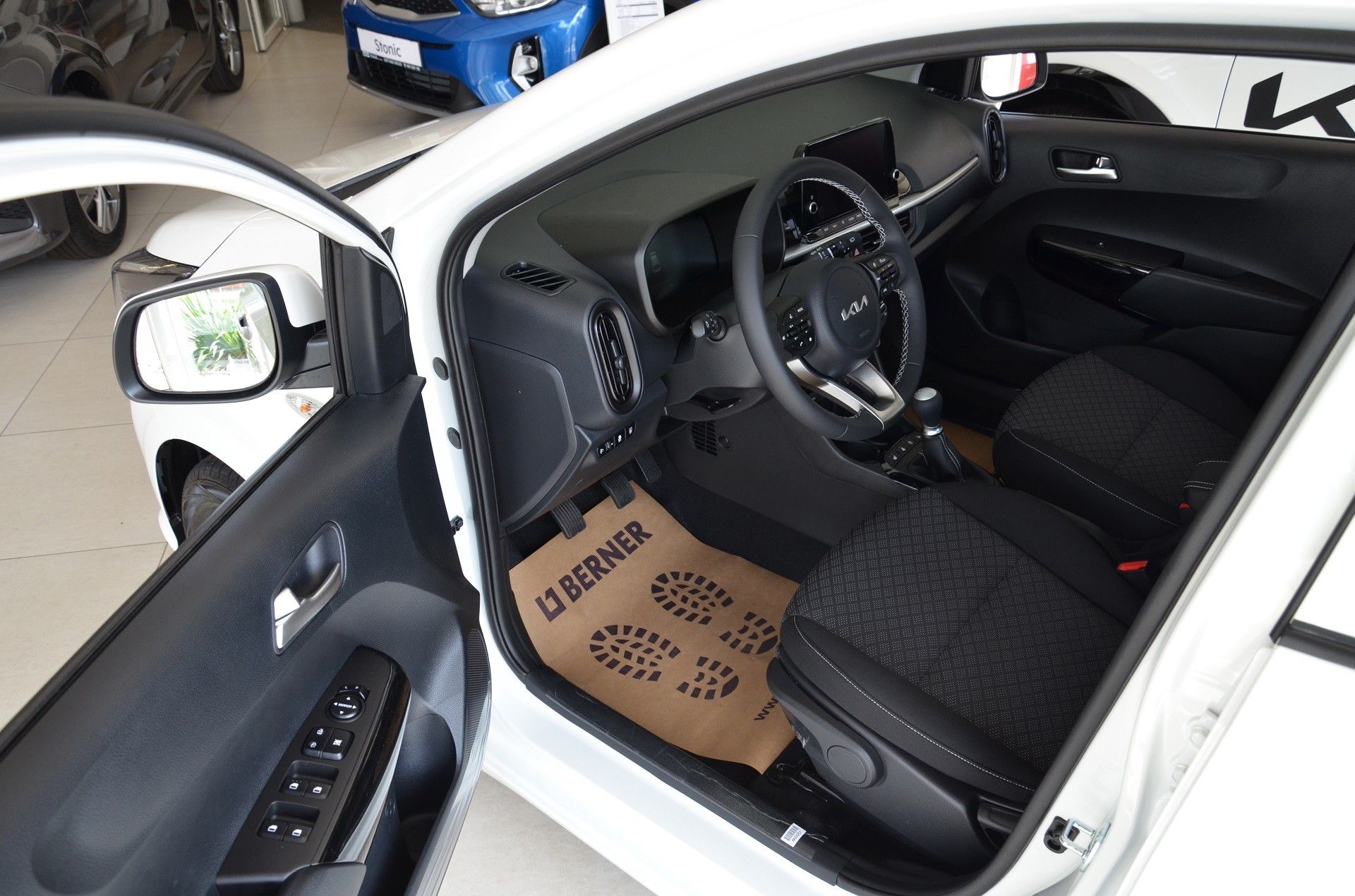 Kia Picanto, 1,0 GDi COMFORT - fotka 3