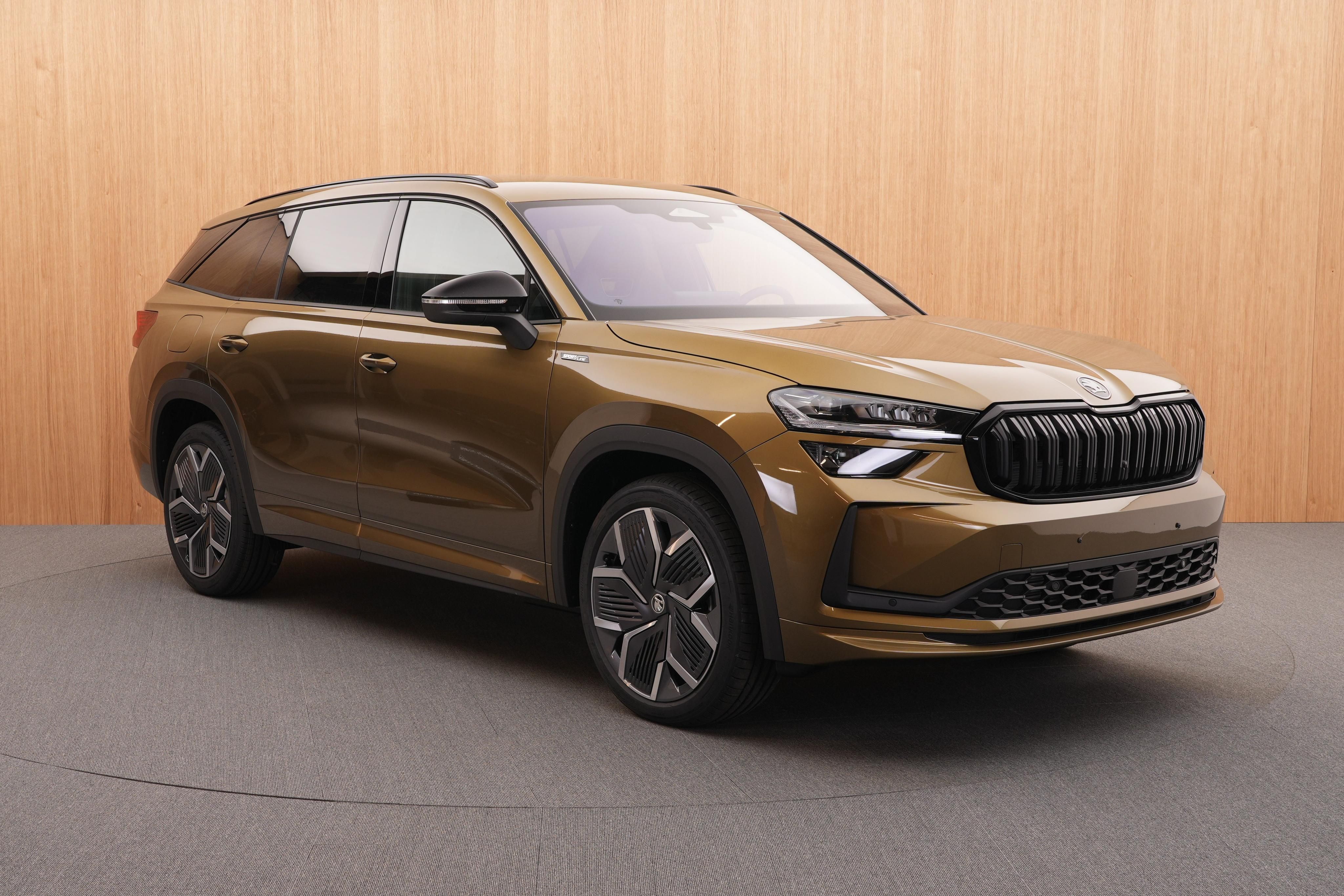Škoda Kodiaq, Sportine 2.0 TDI 4x4 DSG - fotka 6
