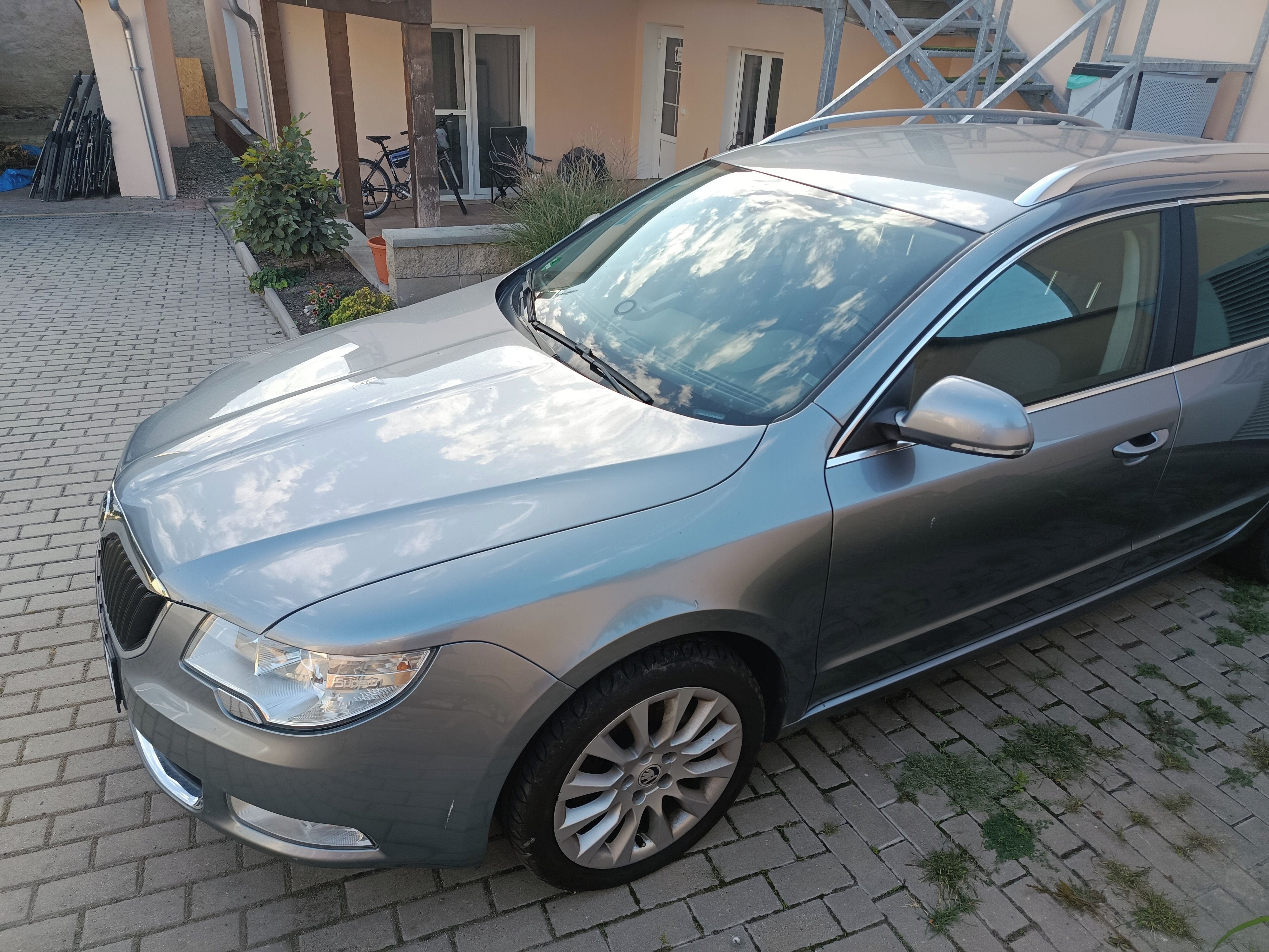 Škoda Superb, 2,0 TDi - fotka 3