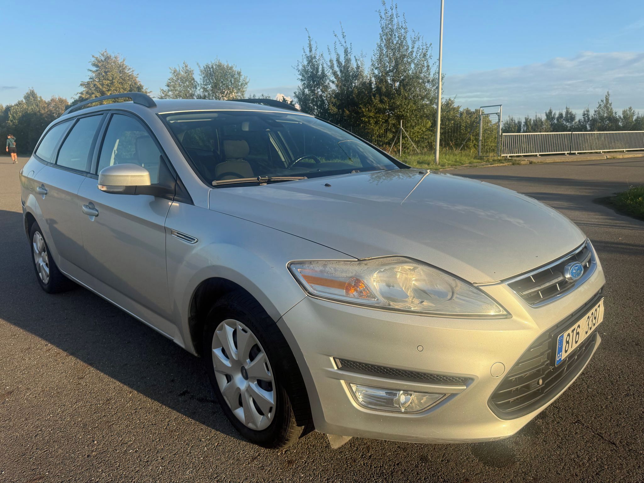 Ford Mondeo, 2,0 TDI KOMBI TAŽNÉ 2X KOLA - fotka 6
