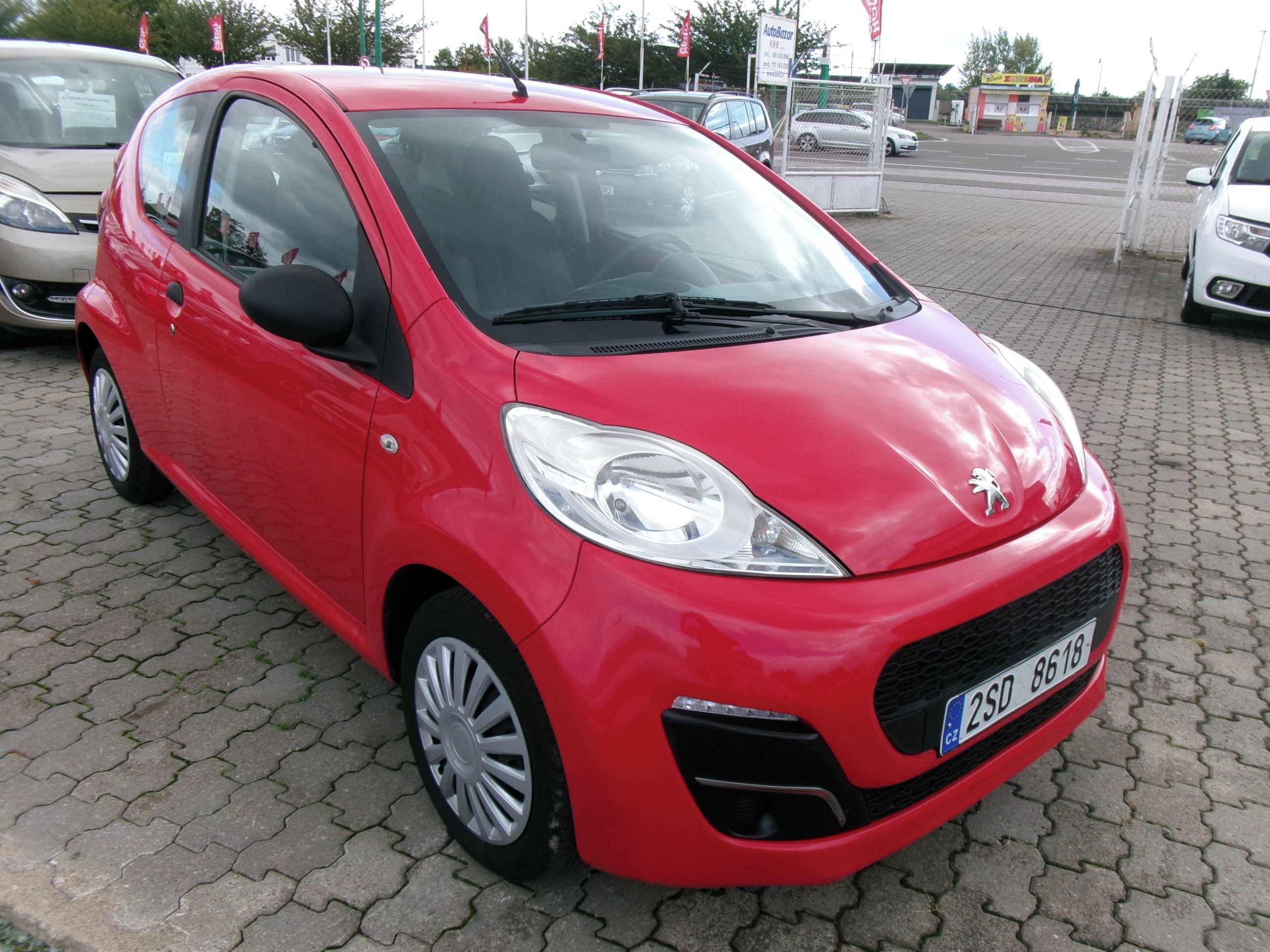 Peugeot 107, 1.1i 55ke,CZ,2x kola
