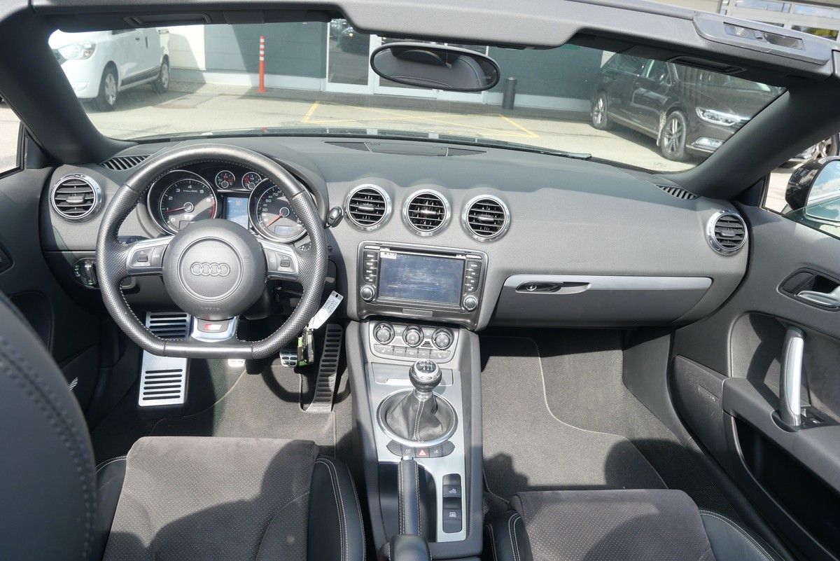 Audi TT, 2.0 TFSI 147 kW S-line - fotka 6