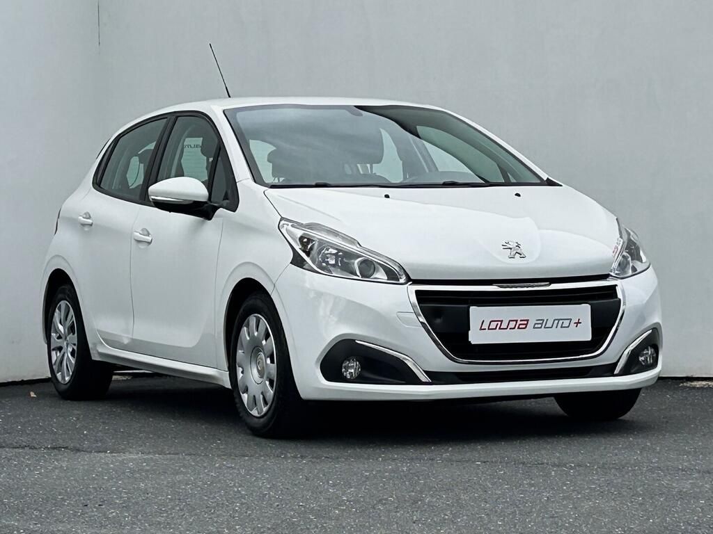 Peugeot 208, Active 1.2 PureTech 60 kW - fotka 5