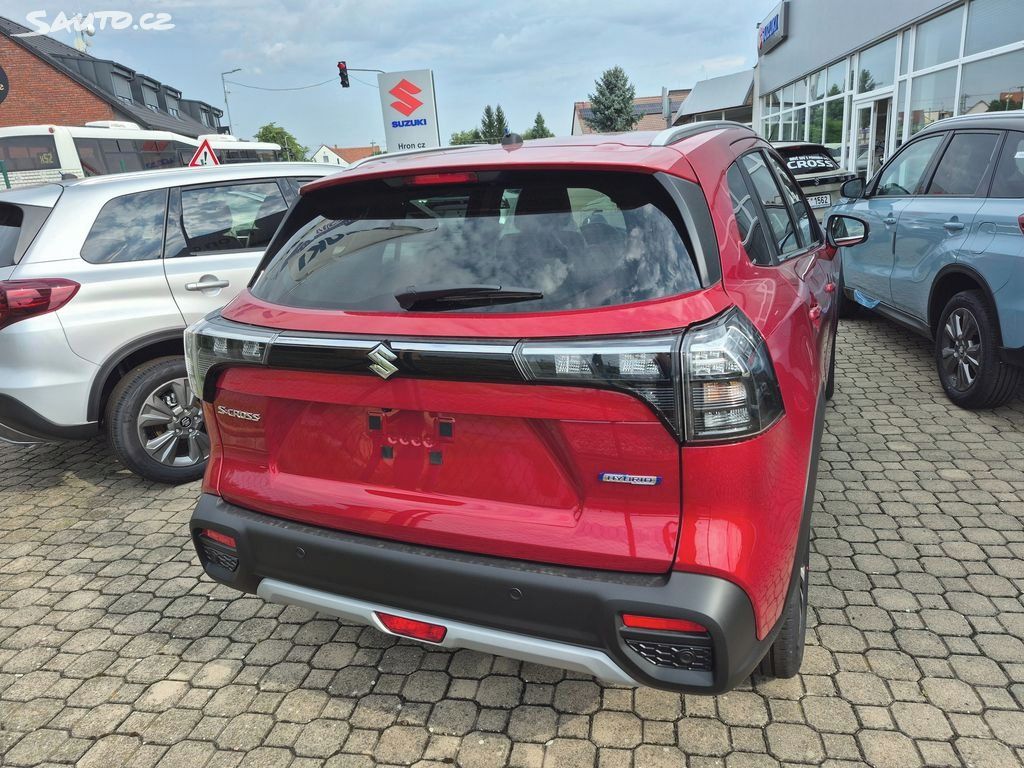 Suzuki S-Cross, 1,4 Elegance + SADA KOL - fotka 5