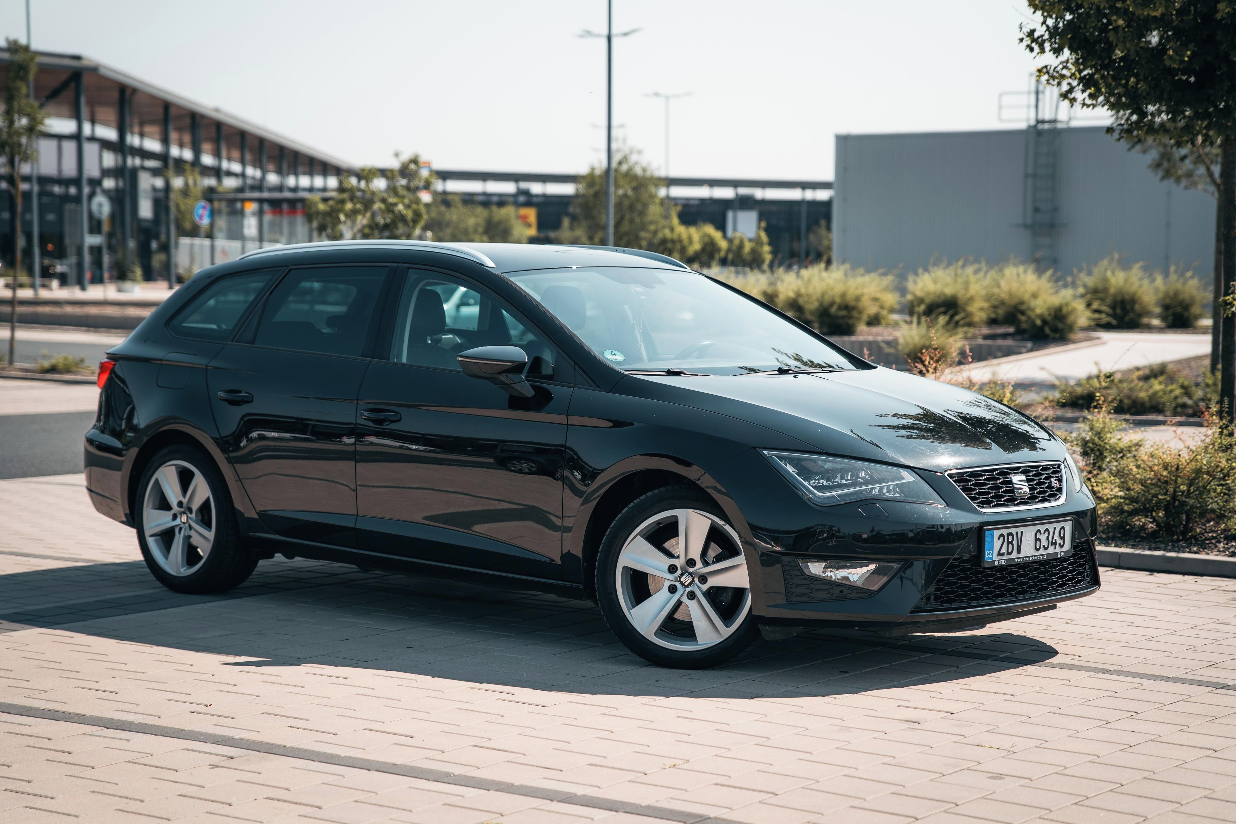 Seat Leon, 2.0 TDI, 110 kW, FR - fotka 2