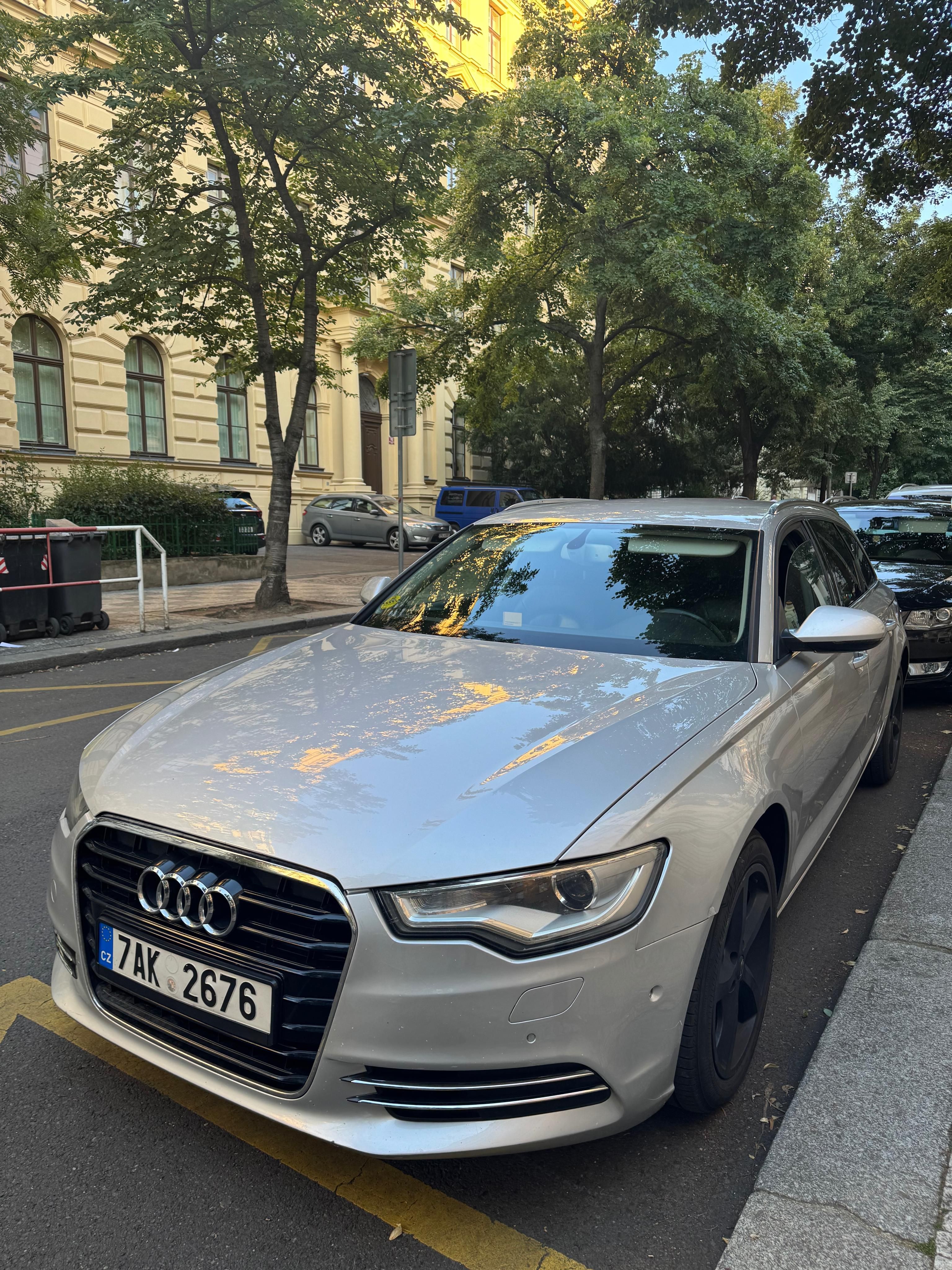 Audi A6 Avant