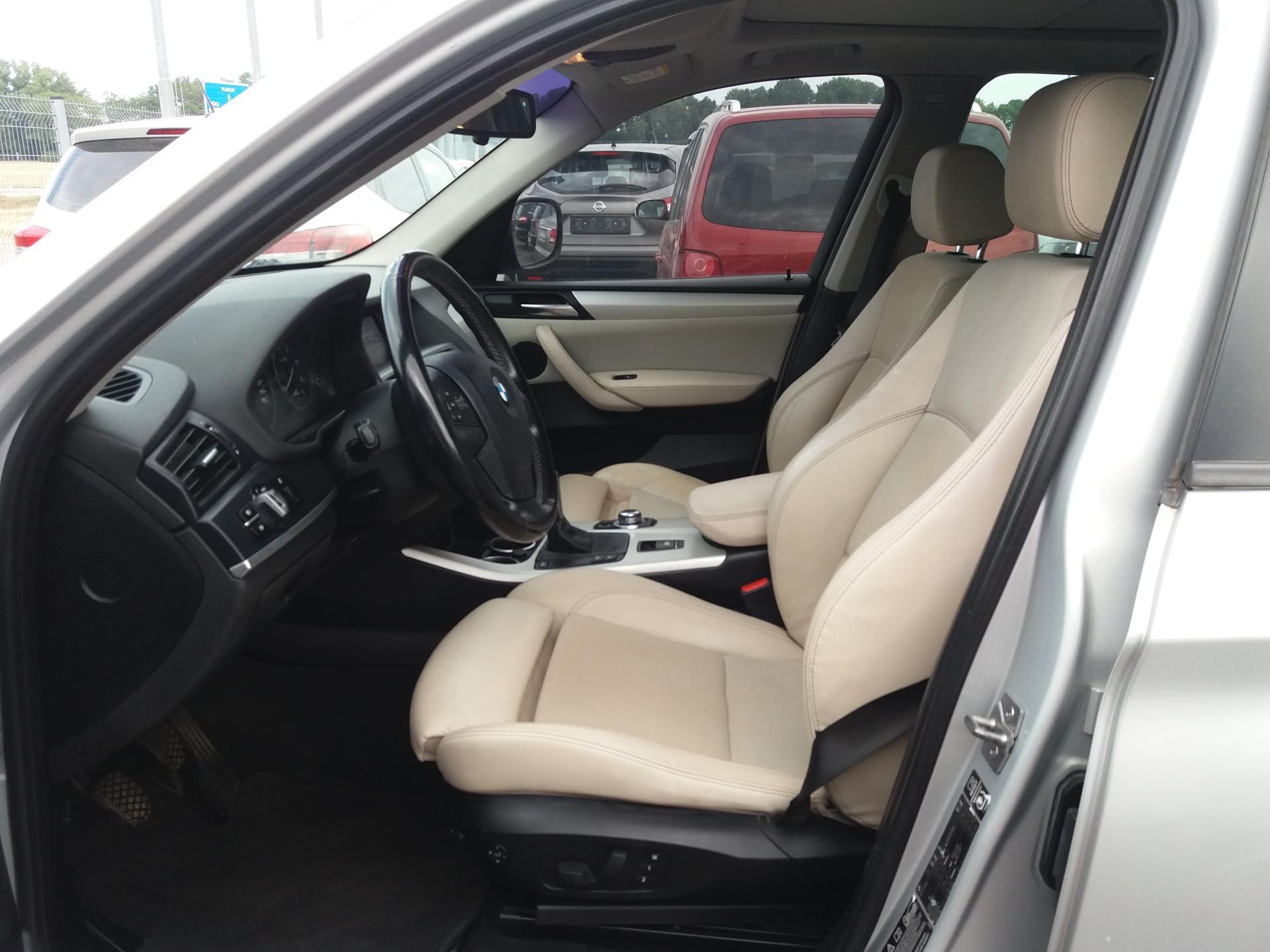 BMW X3, 2.0D,4X4,XENONY,PANORAMA,NAVI!