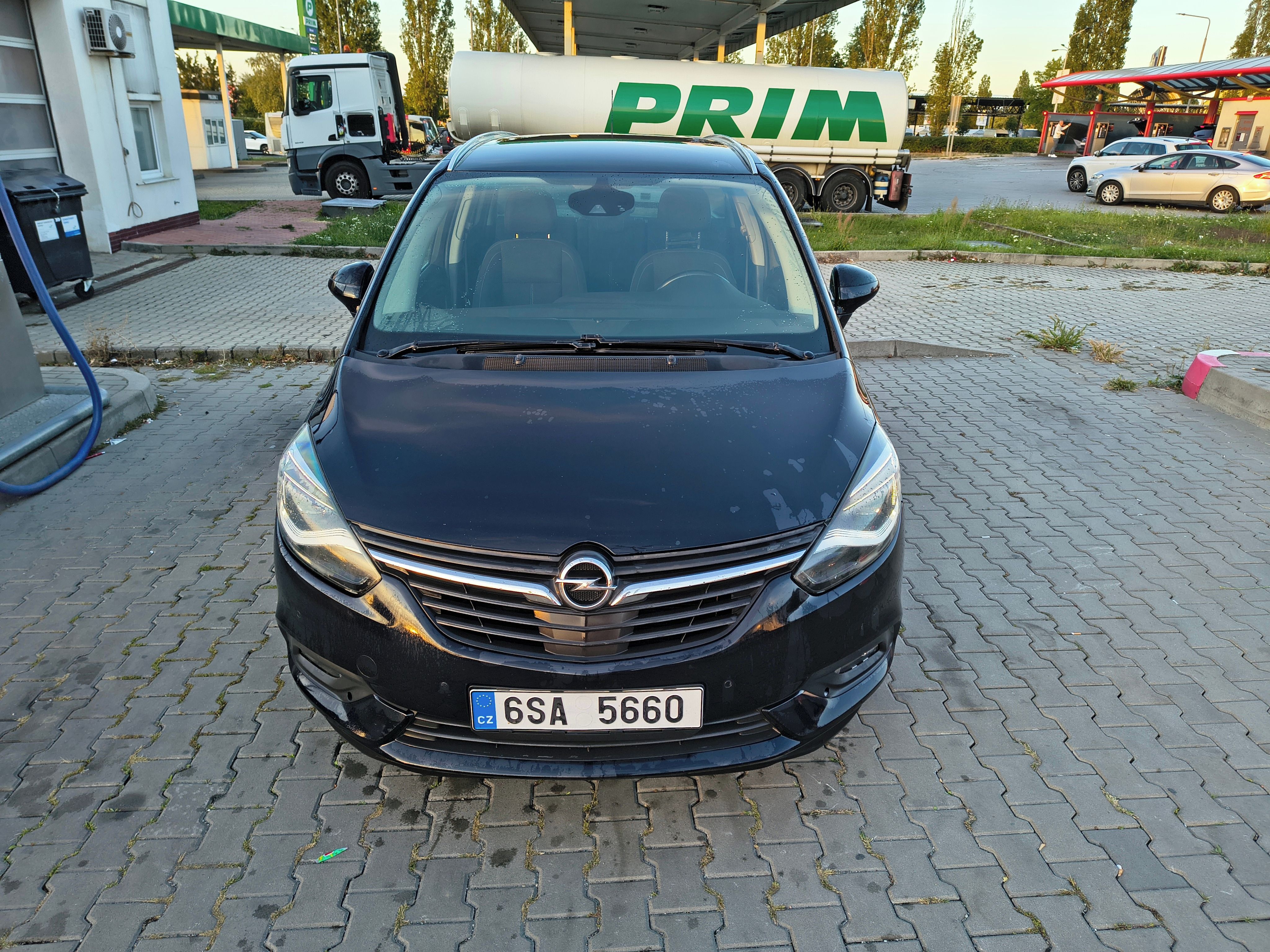 Opel Zafira, 2.0 CDTi, Tažné z. + nové pneu - fotka 4