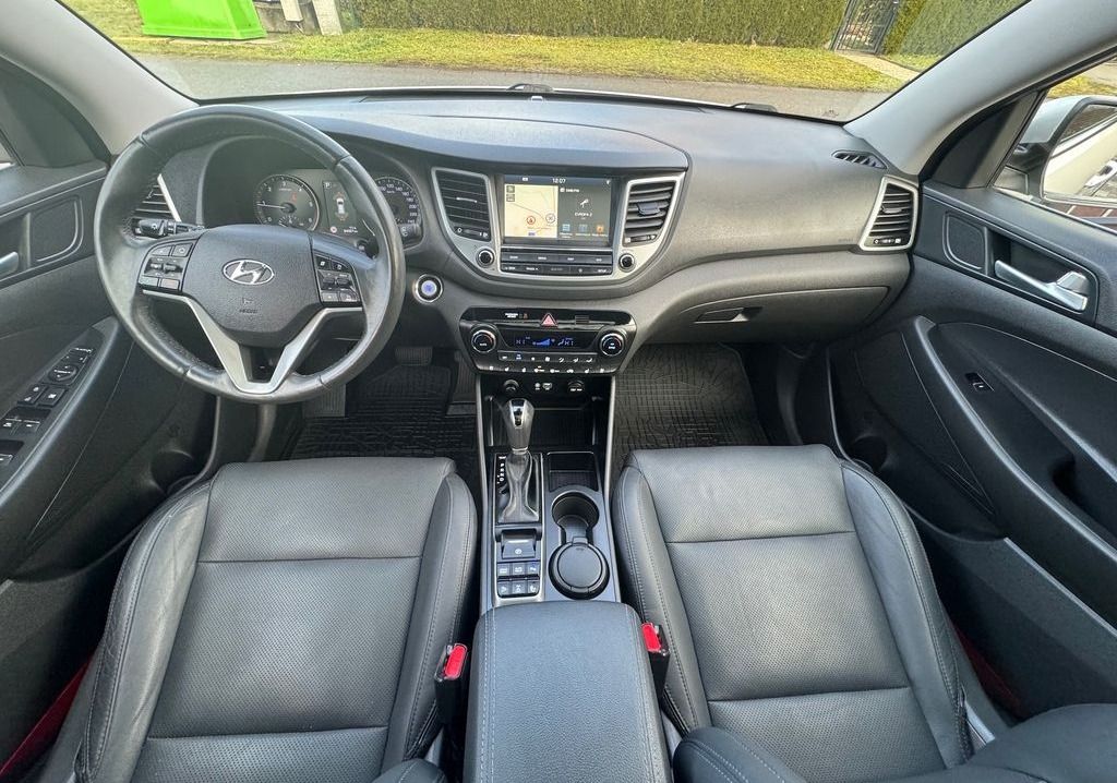Hyundai Tucson, 2.0CRDi 4WD at PREMIUM - fotka 3