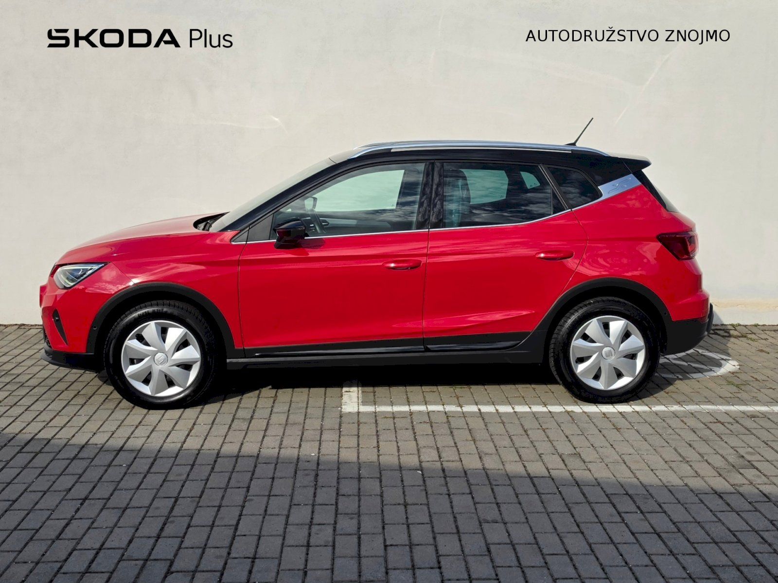 Seat Arona, 1,0TSI 81KW FR - fotka 3
