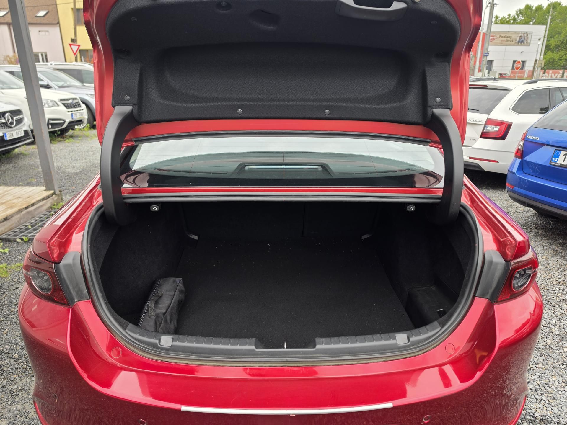 Mazda 3, 2.0 i  E Skyactiv G kei - fotka 5