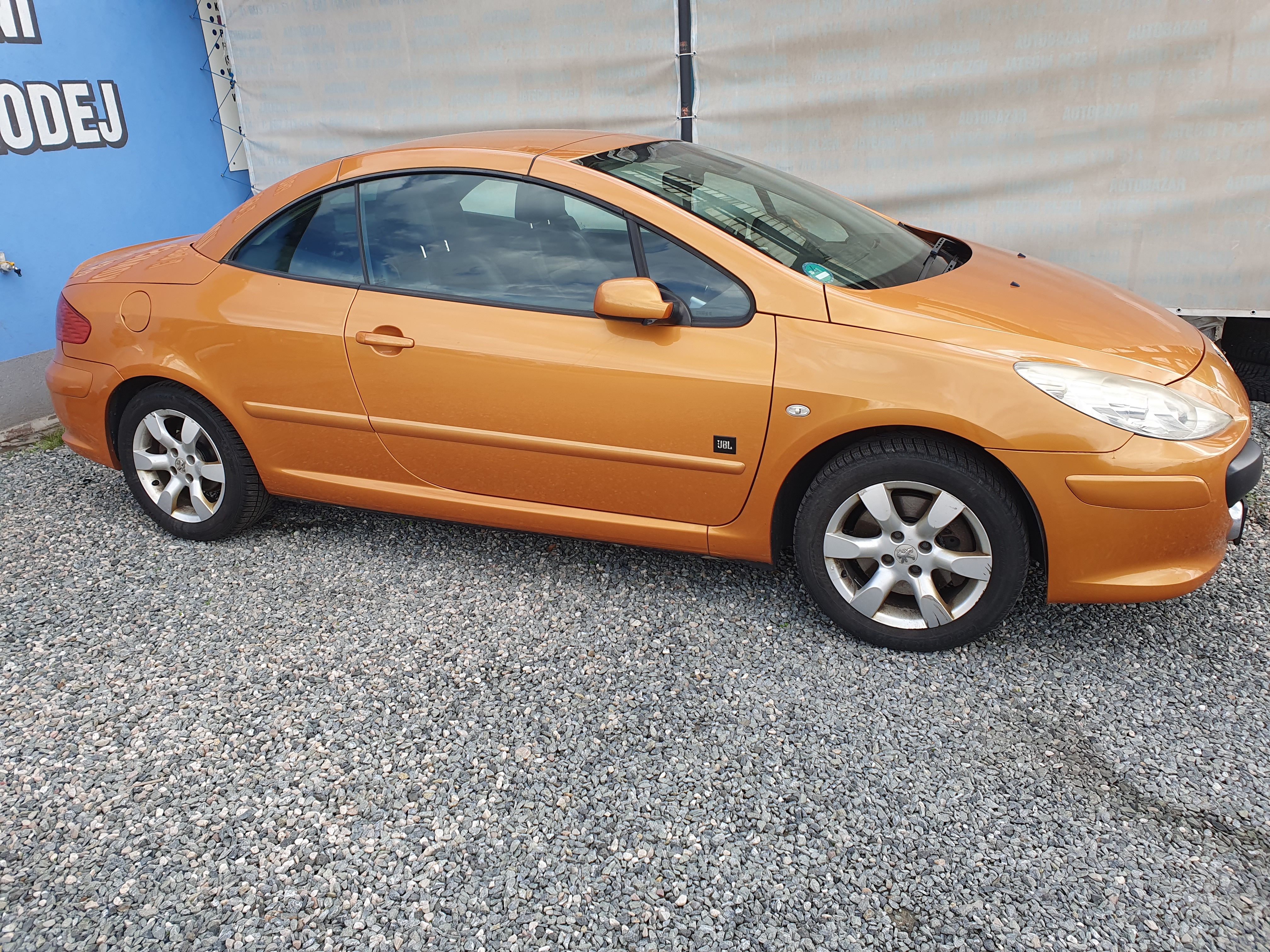 Peugeot 307, 2.0 HDI 100 KW - fotka 2