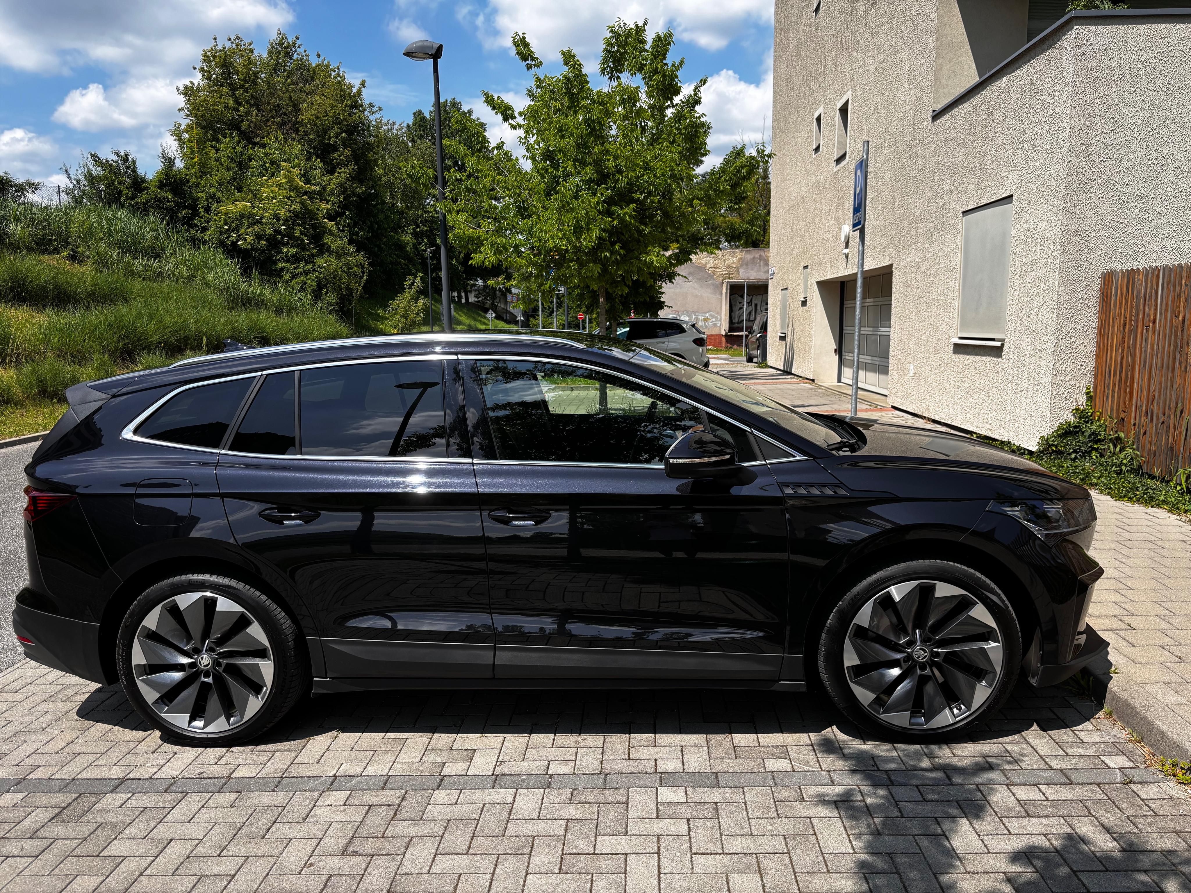 Škoda Enyaq, Škoda Enyaq iV 80x 4x4 92%SoH - fotka 4