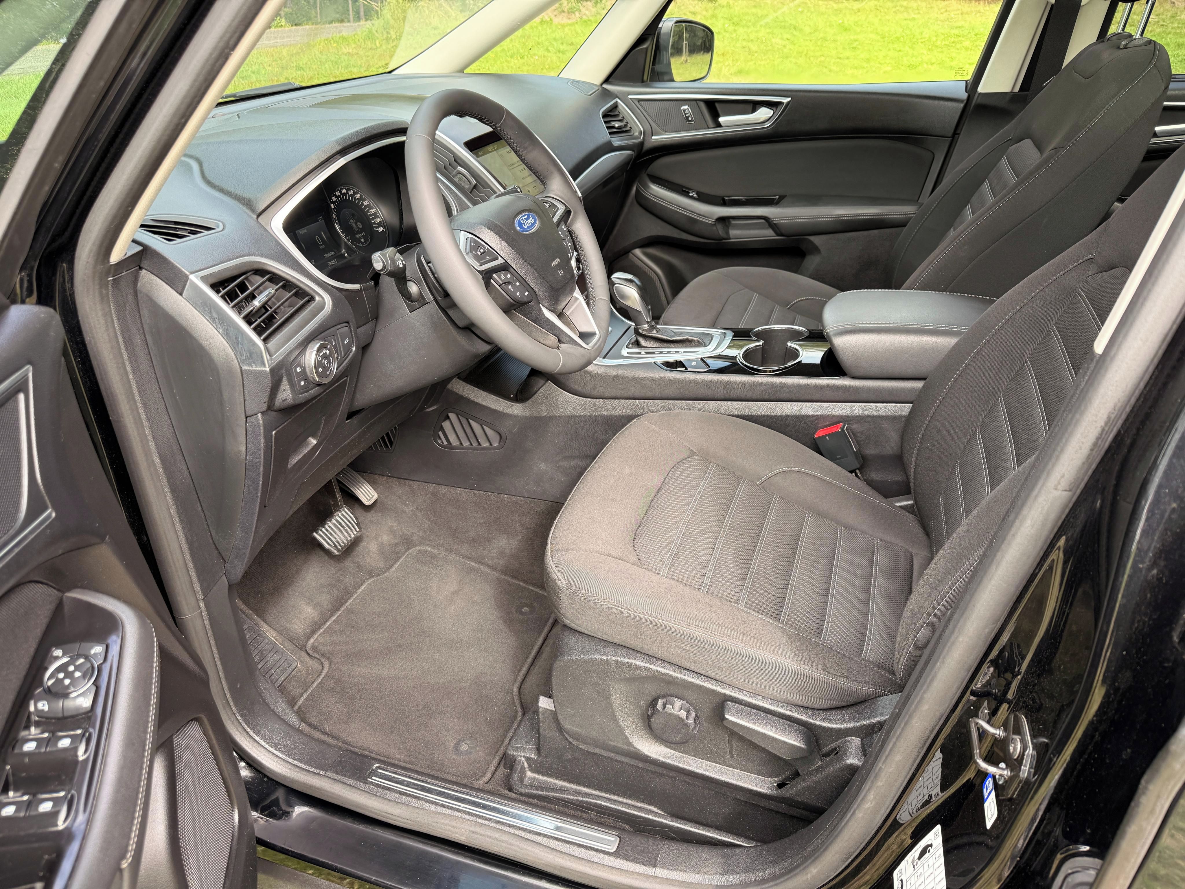 Ford Galaxy - fotka 6