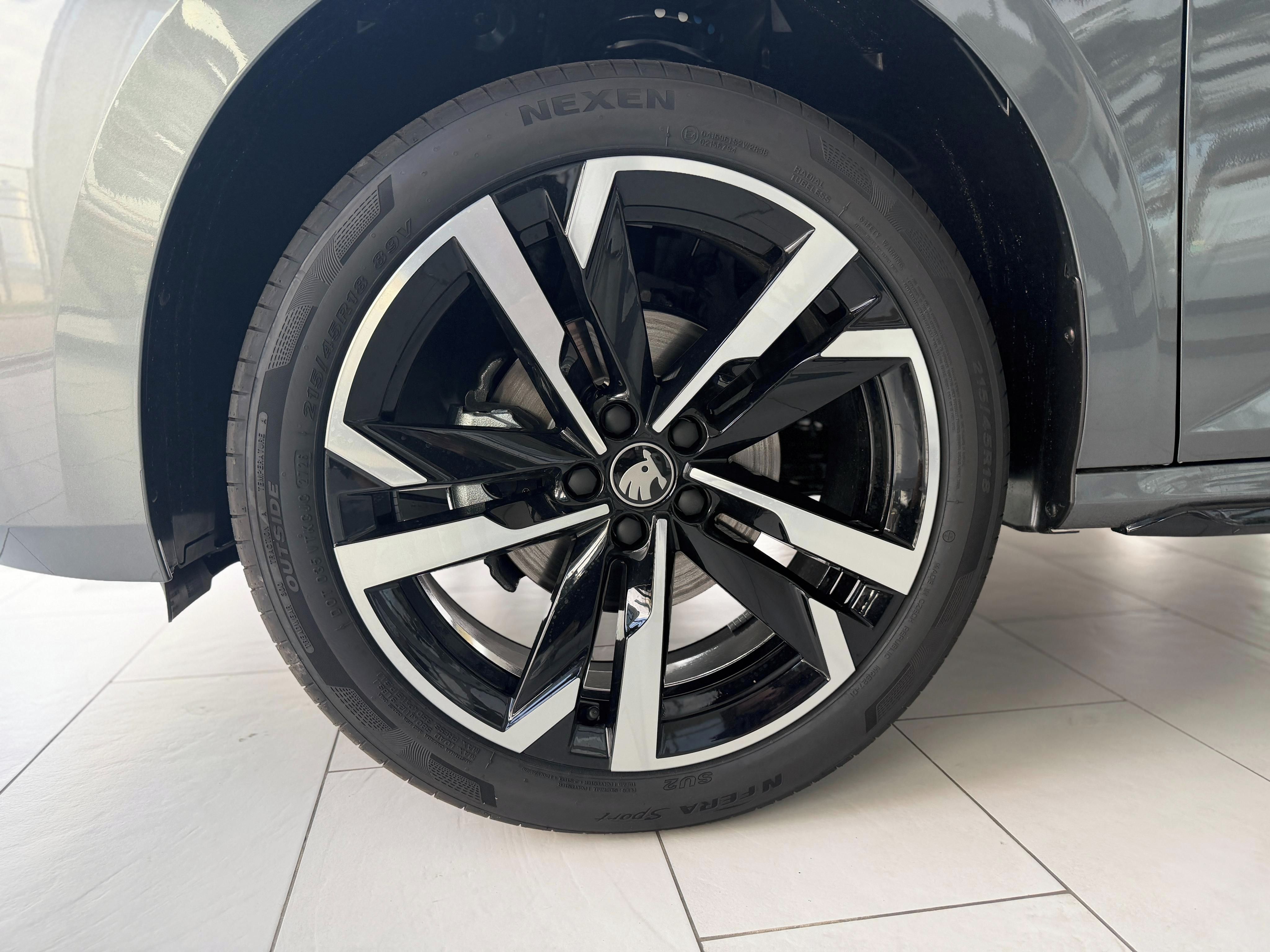 Škoda Kamiq, Monte Carlo 1,5 TSI 110 kW - fotka 4