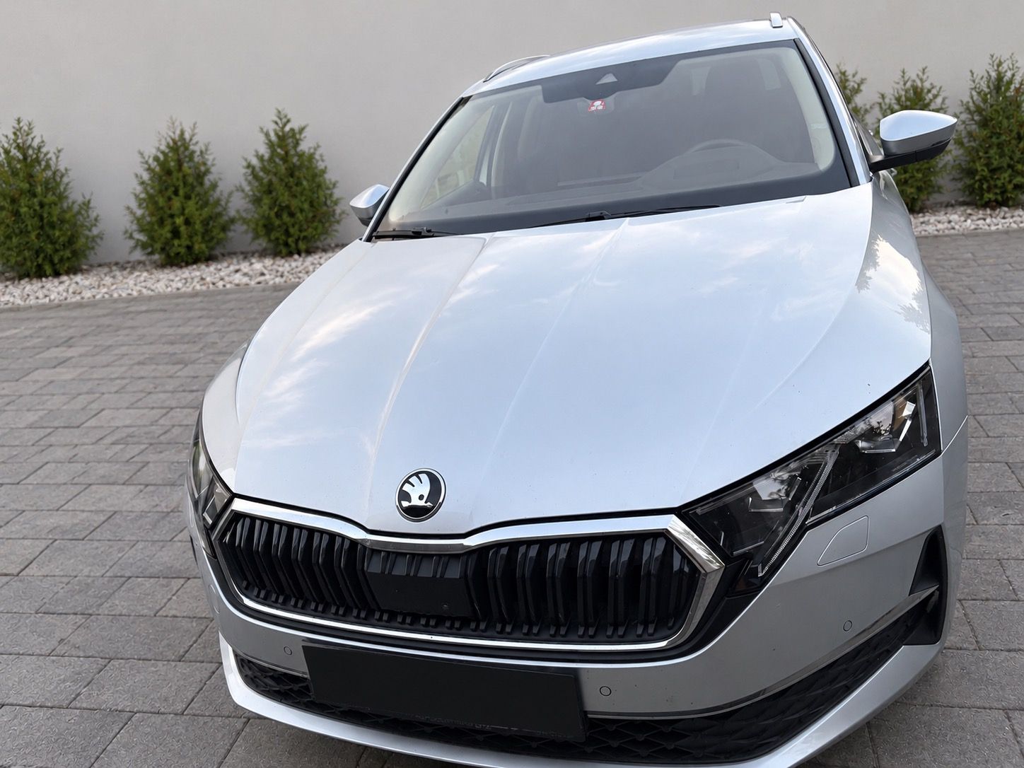 Škoda Octavia, 2.0 TDI DSG Exclusive Select - fotka 4