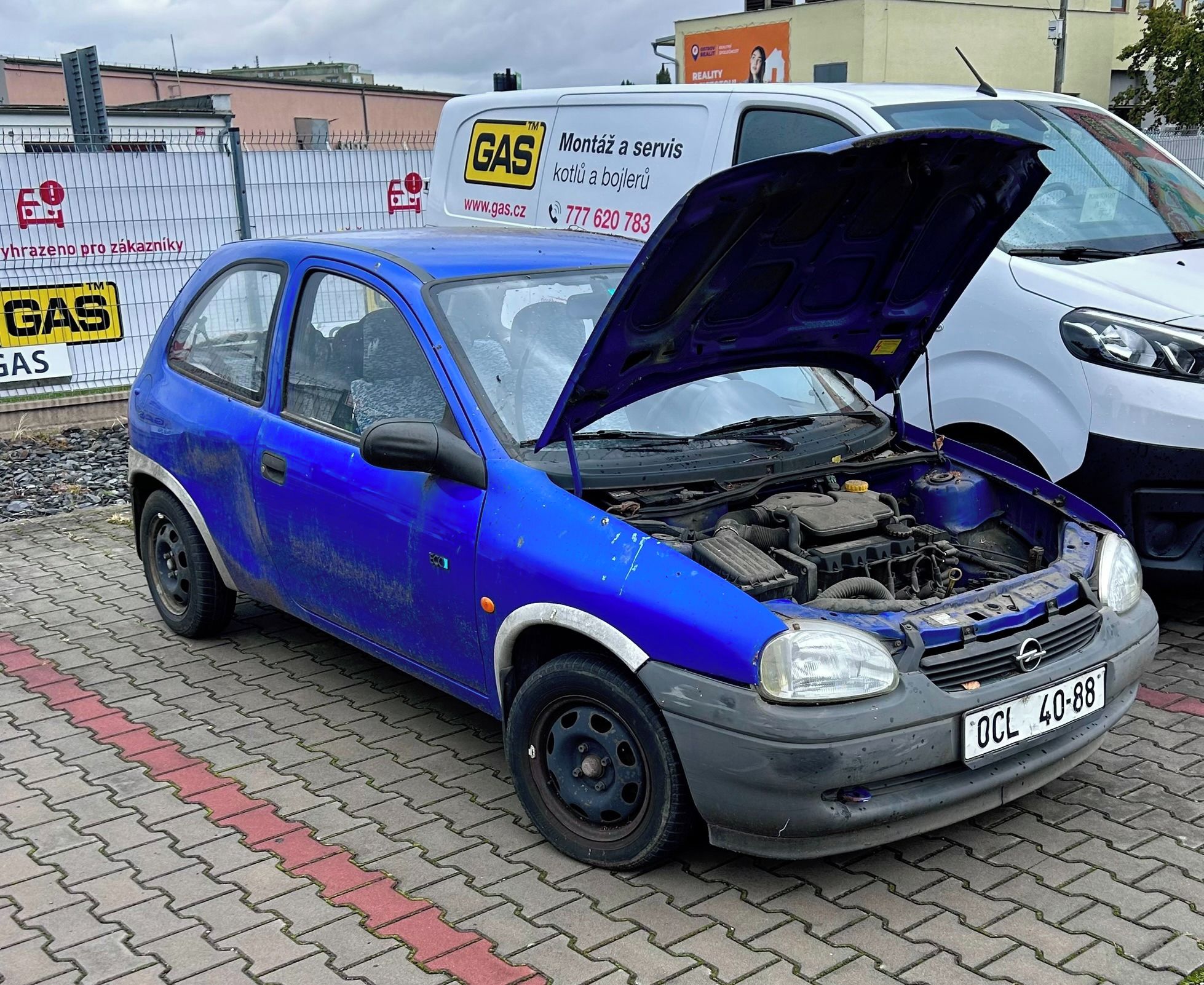 Opel Corsa, 1,2 benzin, servisováno