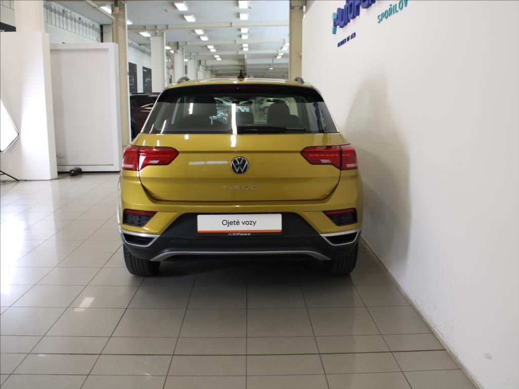 Volkswagen T-Roc, 1,5 TSi 110kW DPH Bezklíč ČR - fotka 4