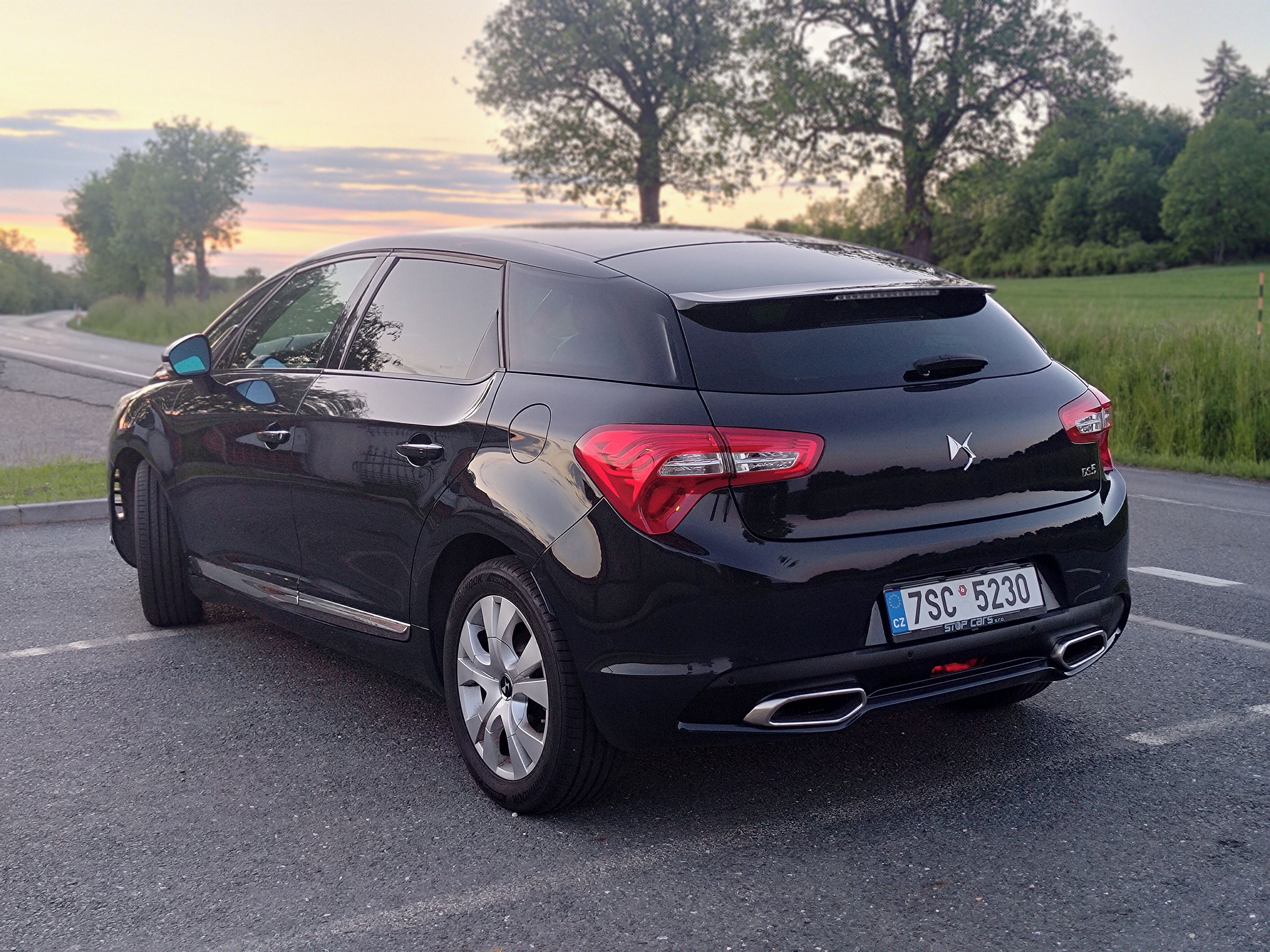 DS 5, 1,6 HDI po servisu - fotka 3