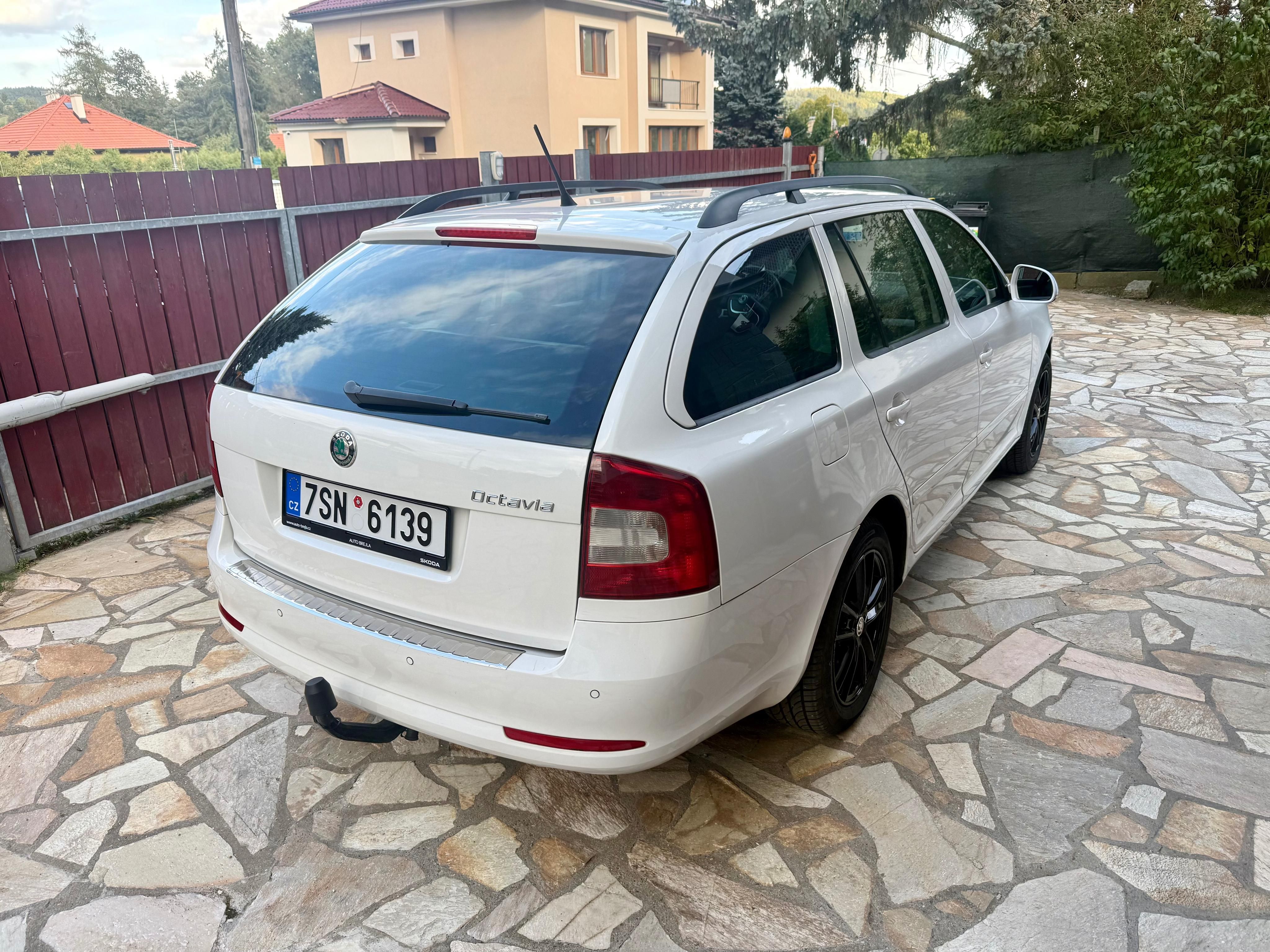 Škoda Octavia, 1.2 TSI 77KW AMBITION - fotka 4