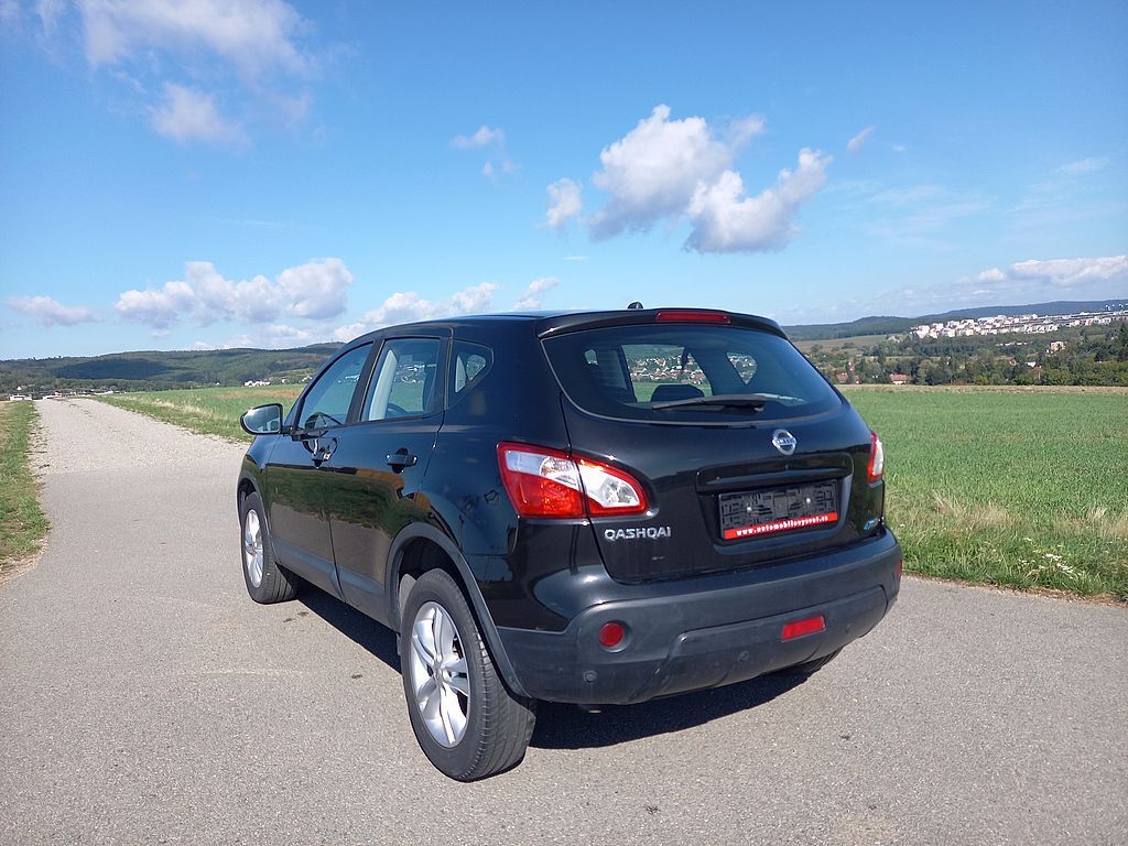 Nissan Qashqai, 1,6DCi 96kW digiklima-navigace - fotka 4