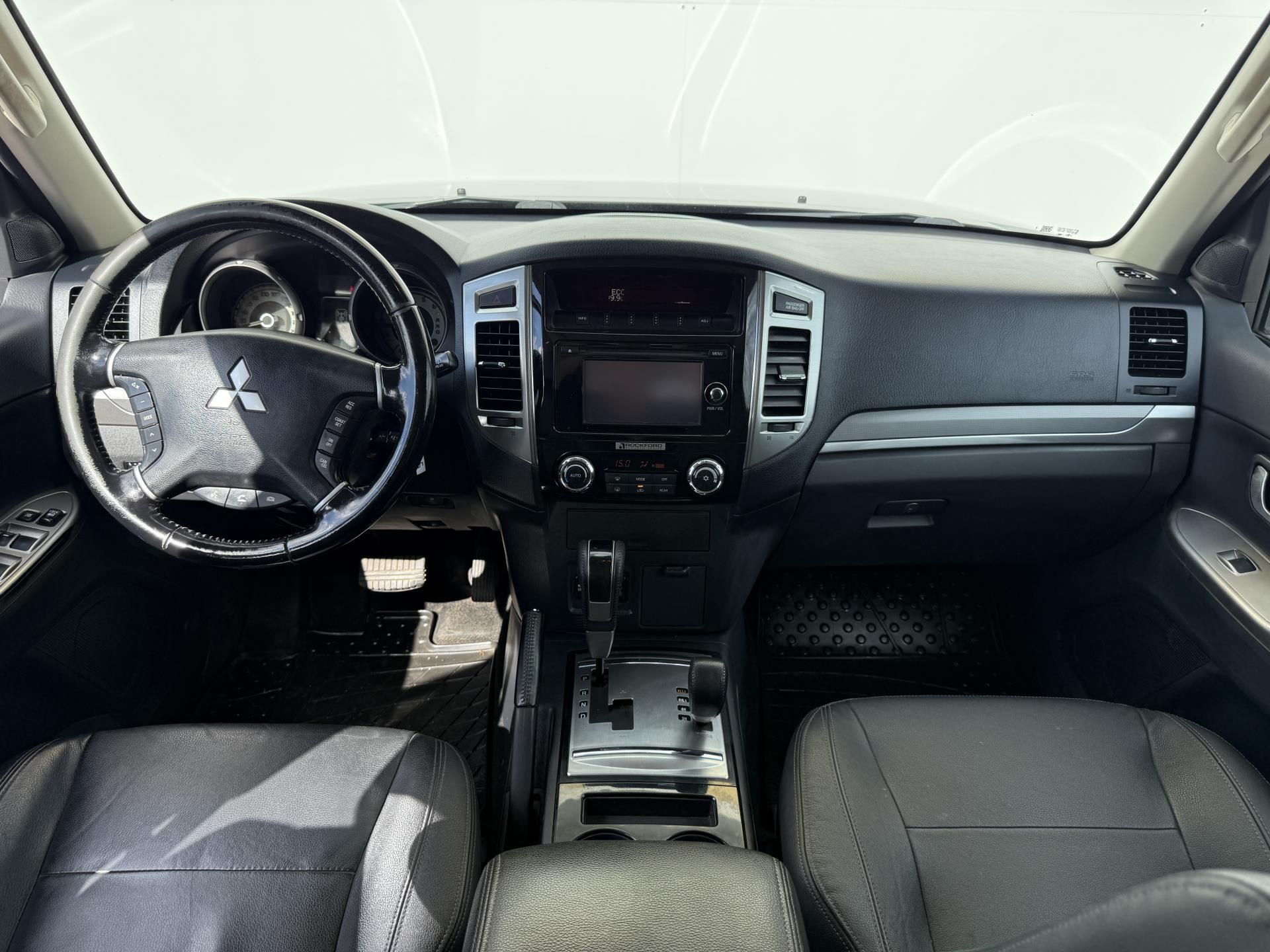 Mitsubishi Pajero, 3.2 DI-D 4WD/5AT INSTYLE - fotka 5