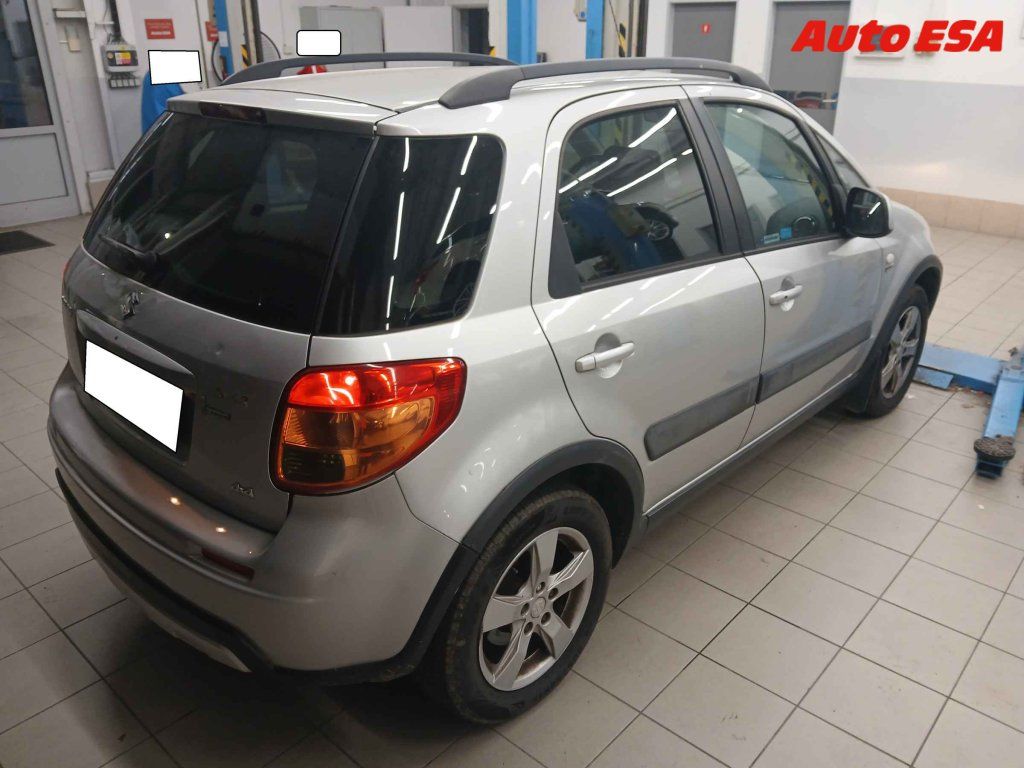 Suzuki SX4, 2.0d 4x4,2.maj,ČR,autoAC - fotka 2