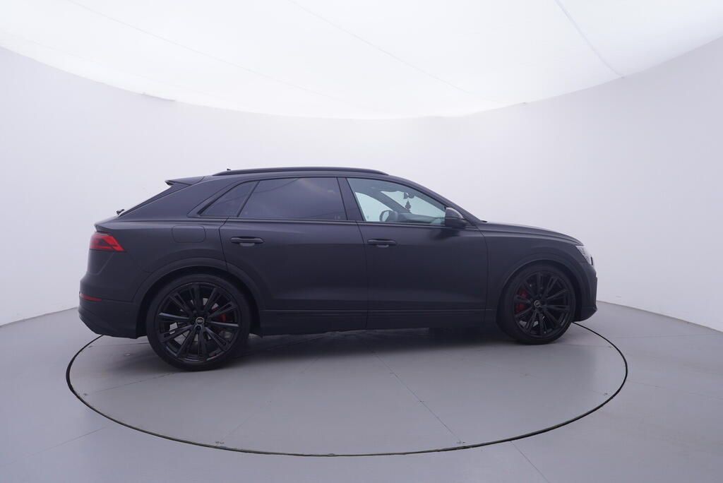 Audi Q8, S-Line 3.0 TDI 210 kW - fotka 6