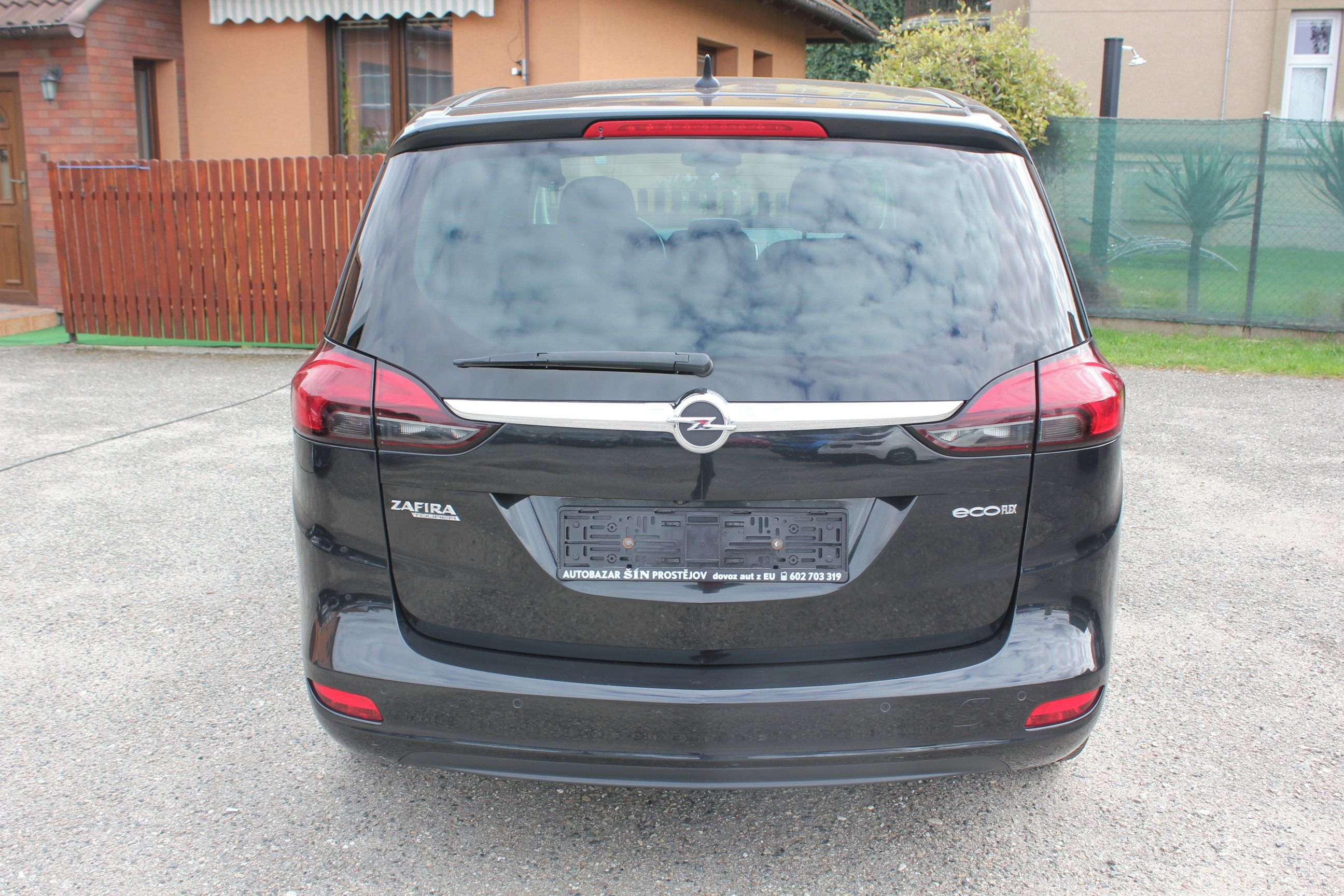 Opel Zafira, 1.4T KAMERA, BIXENON, NAVIGACE - fotka 6