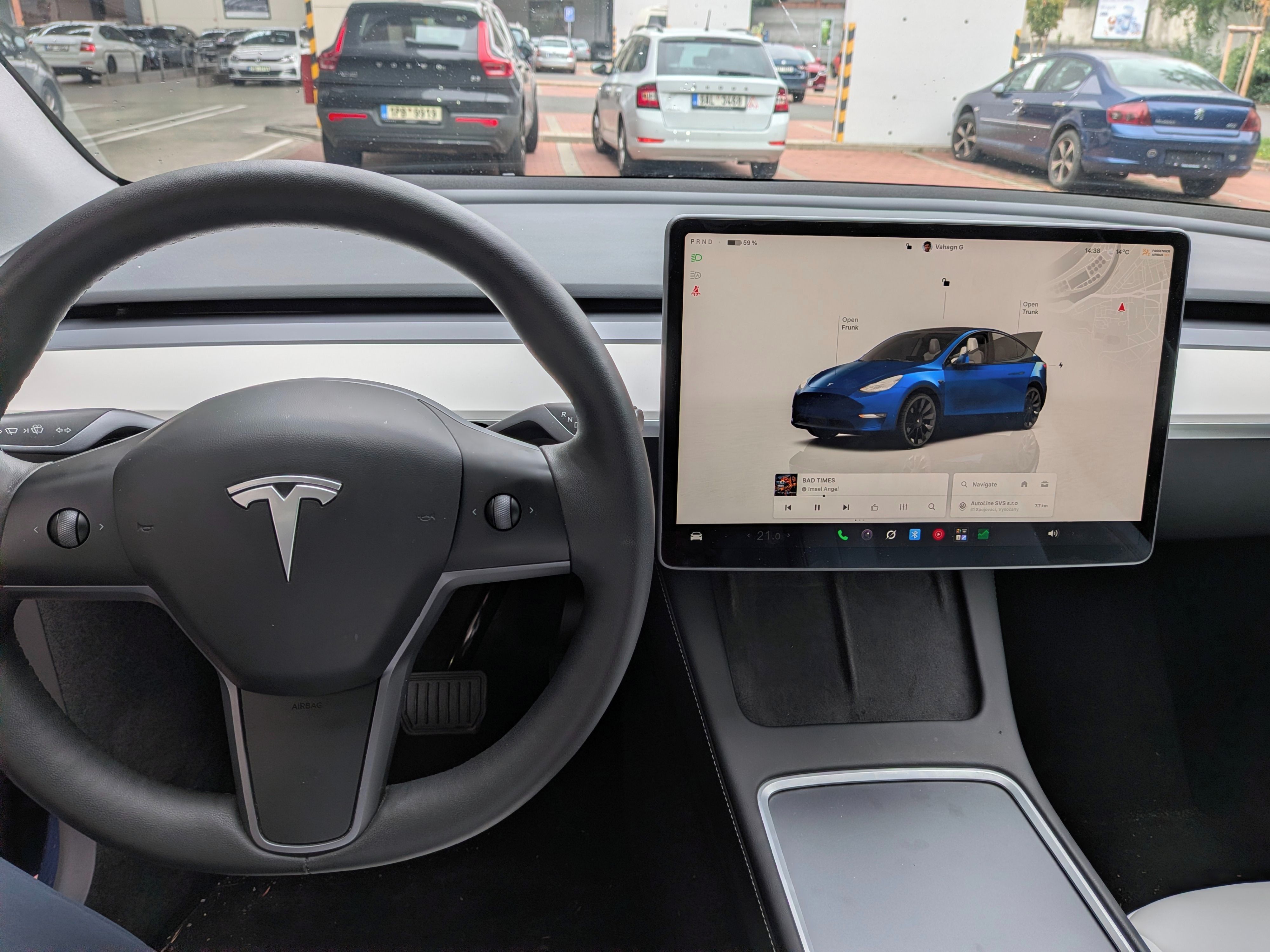 Tesla Model Y, AWD - fotka 6