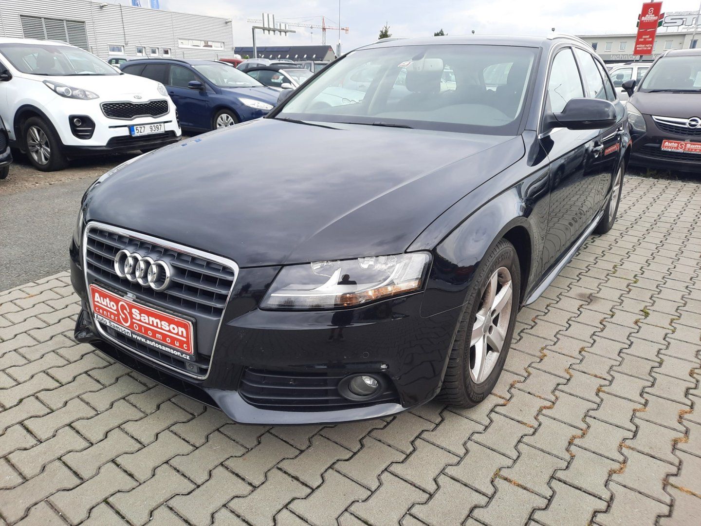 Audi A4 Avant, 2.0TDi *AUTOKLIMA*VYHŘEV*ESP