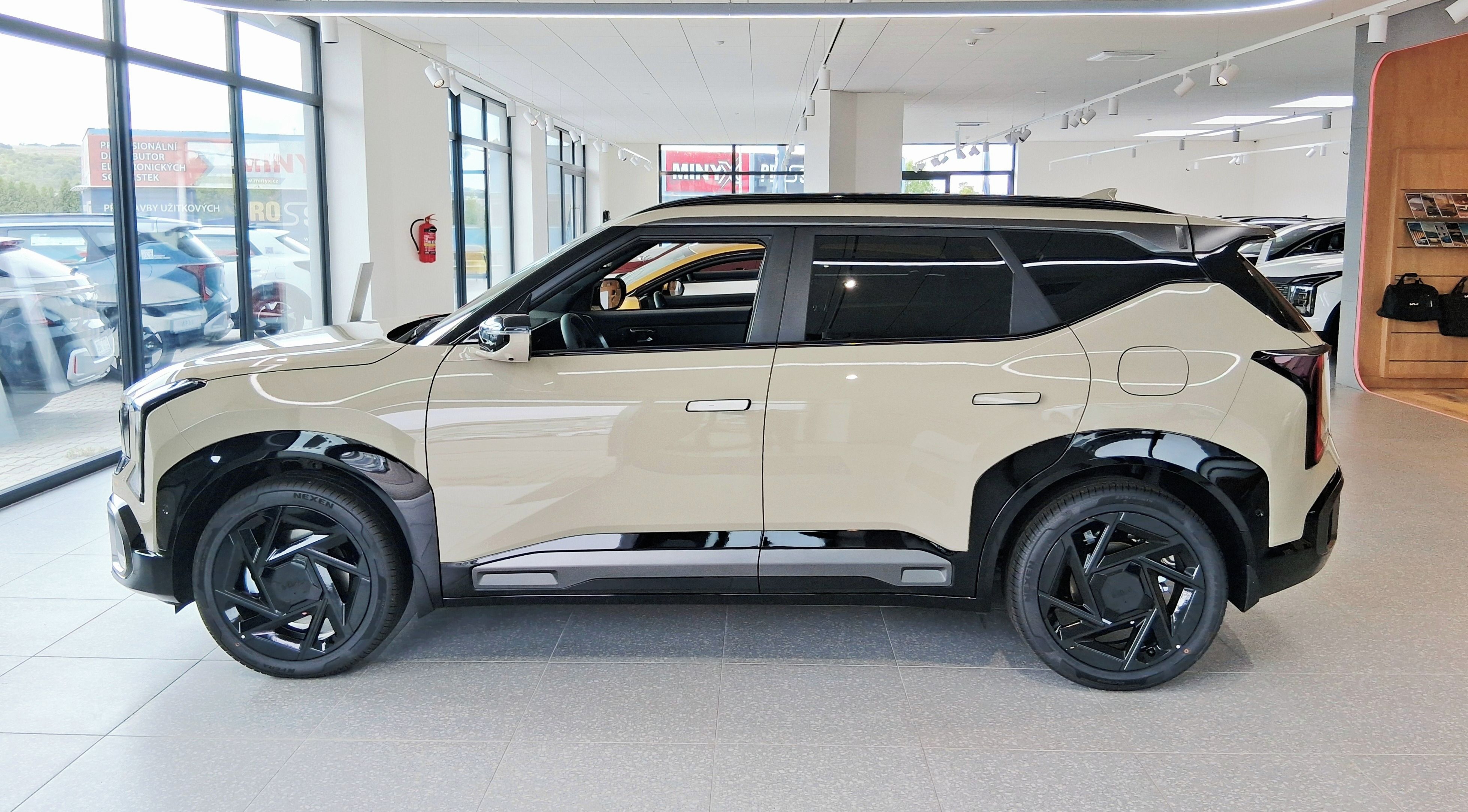 Kia Seltos - fotka 3