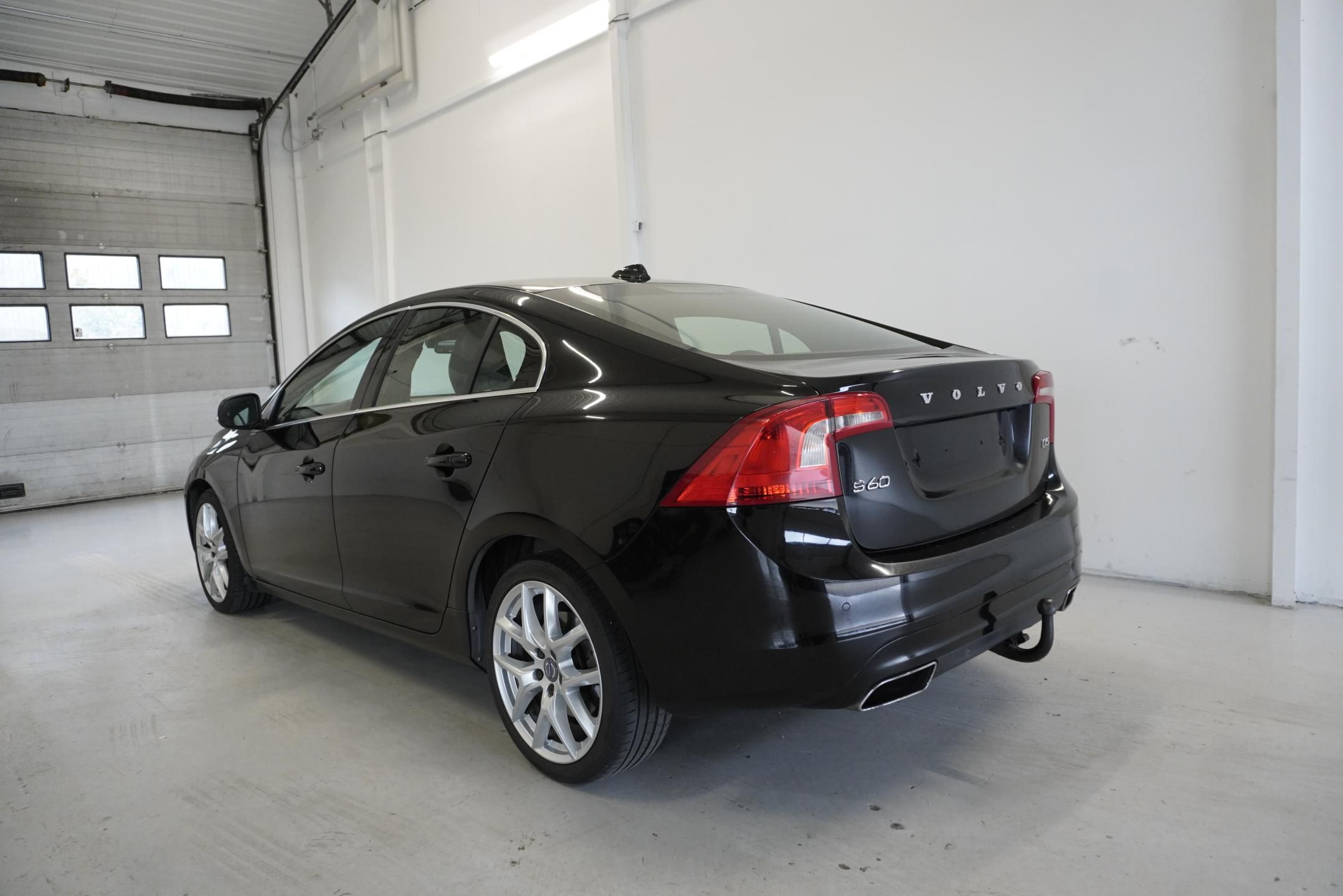 Volvo S60, D5 AUTOMAT - fotka 3