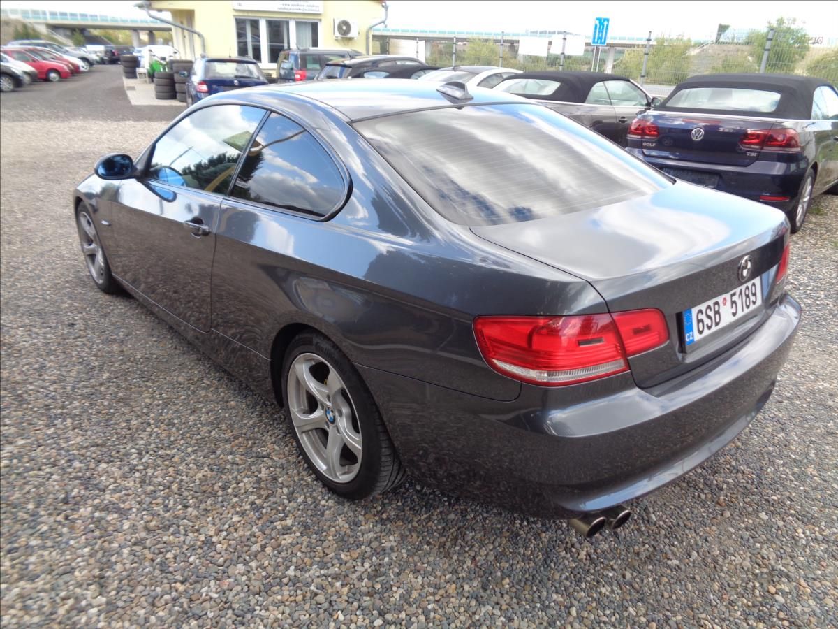 BMW Řada 3, 2,5 - fotka 5