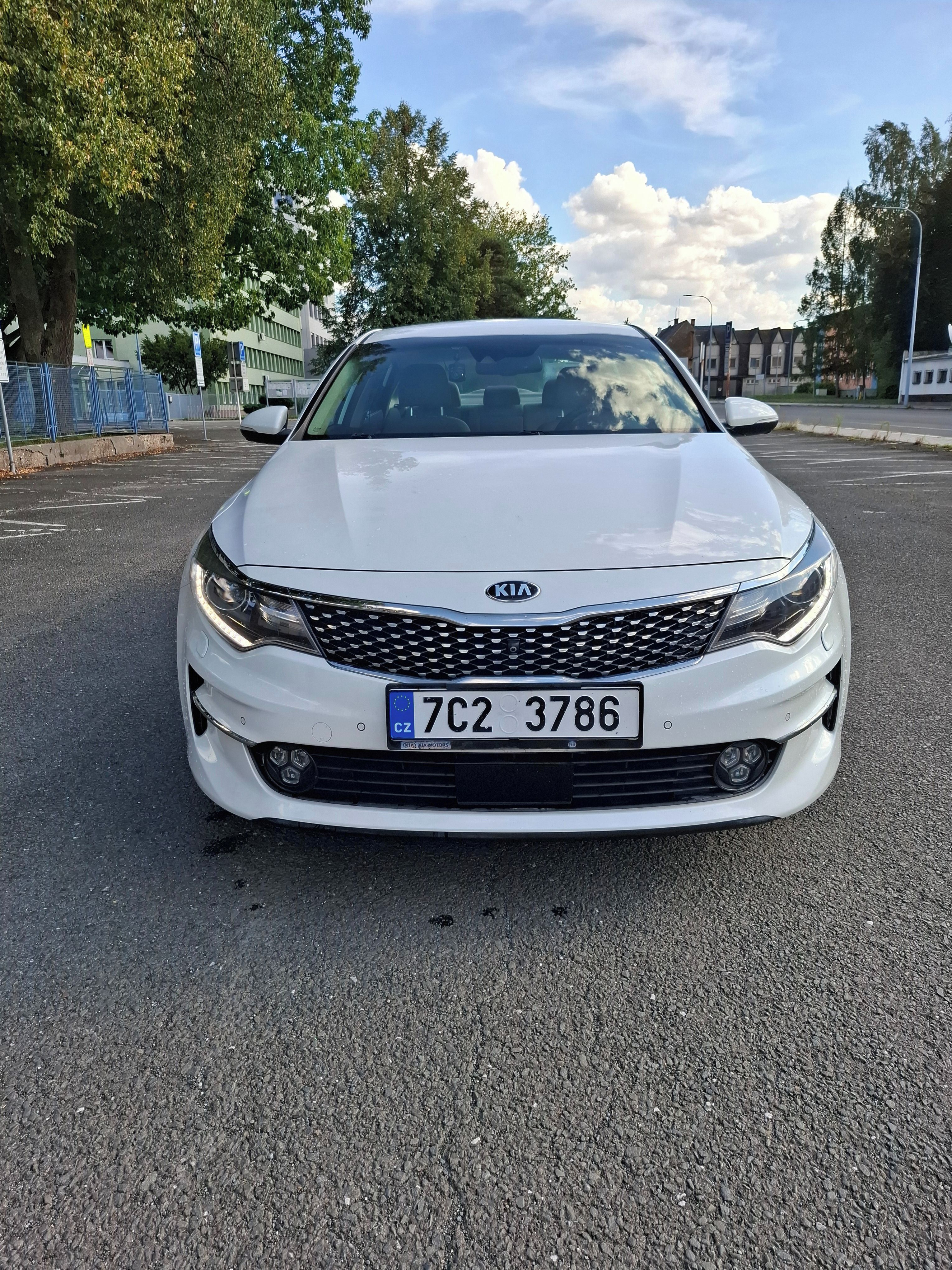 Kia Optima, 1.7 CRDi,104 kW, PREMIUM, aut. - fotka 2