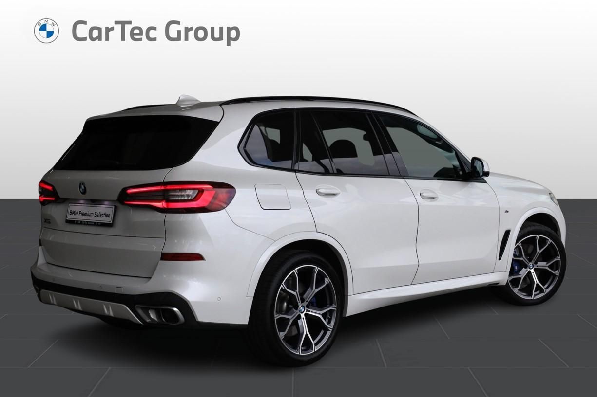 BMW X5, xDrive 30d - fotka 3