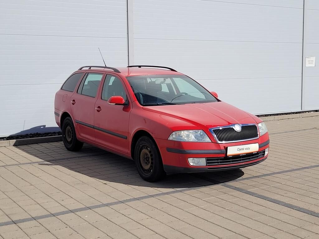 Škoda Octavia, 1.6 MPI 75 kW - fotka 3