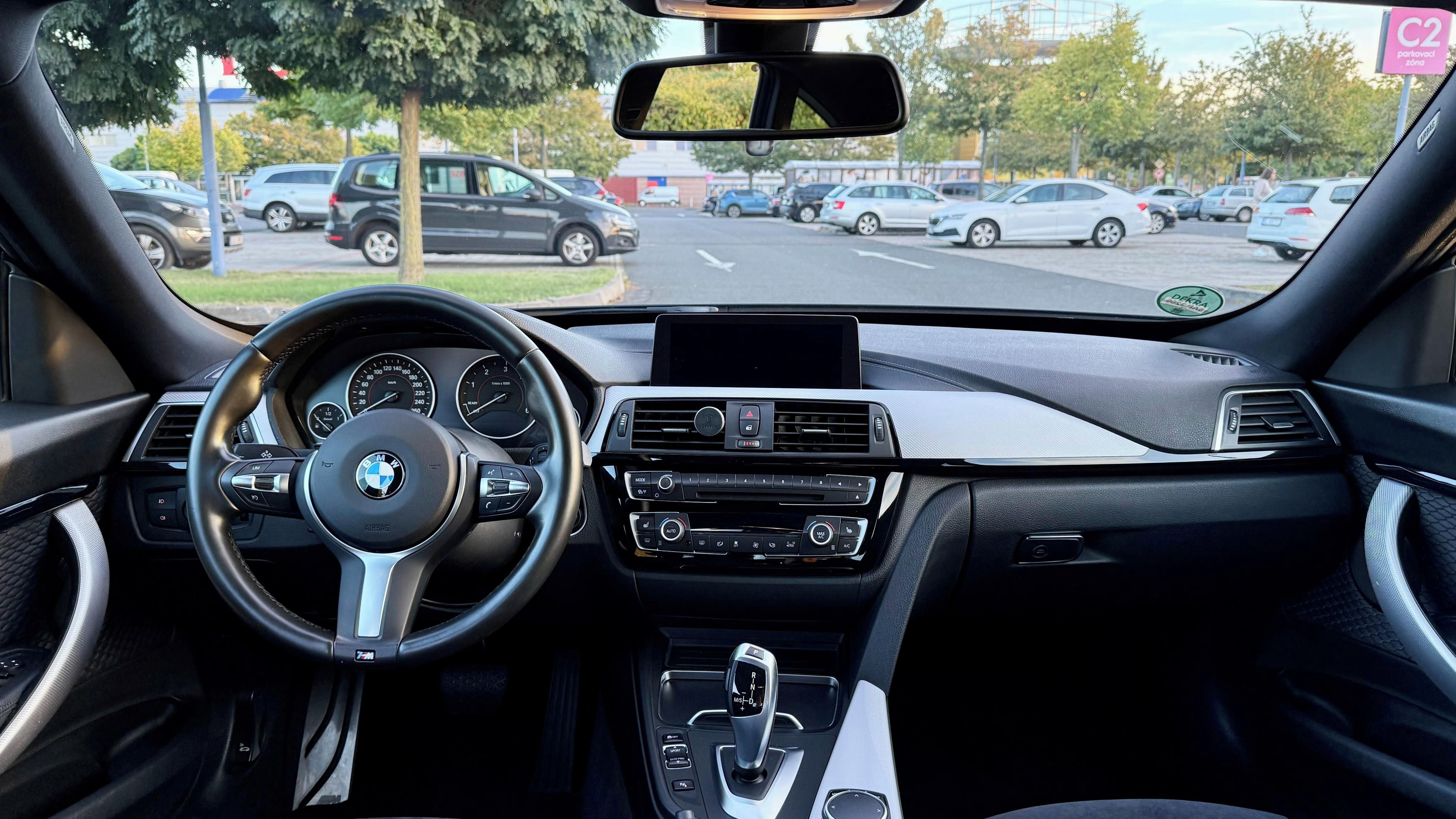 BMW Řada 3, BMW 320d GT – xDrive, M paket - fotka 6