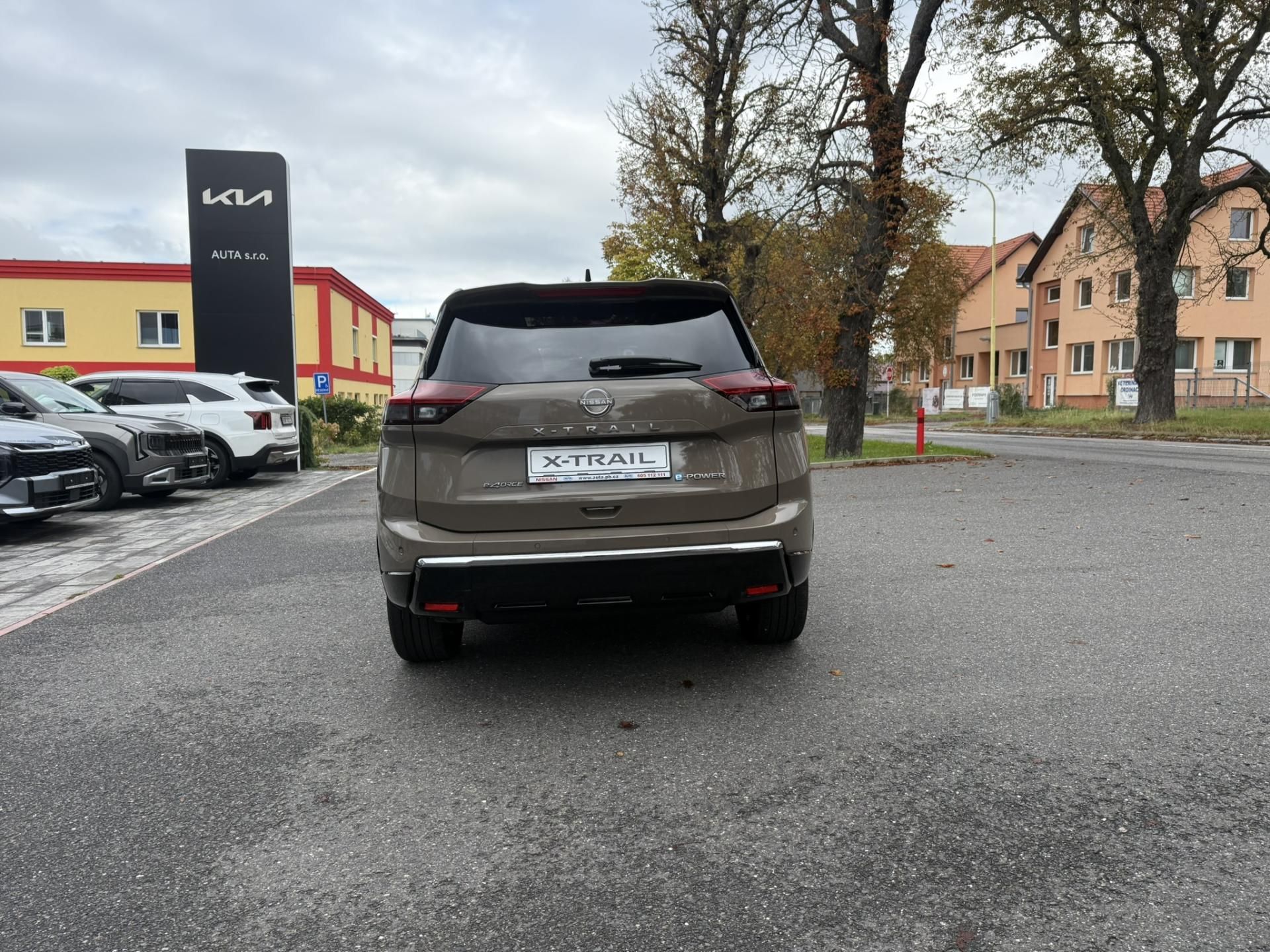 Nissan X-Trail, e-POWER,e-4O, 4WD, TEKNA, BOSE - fotka 4