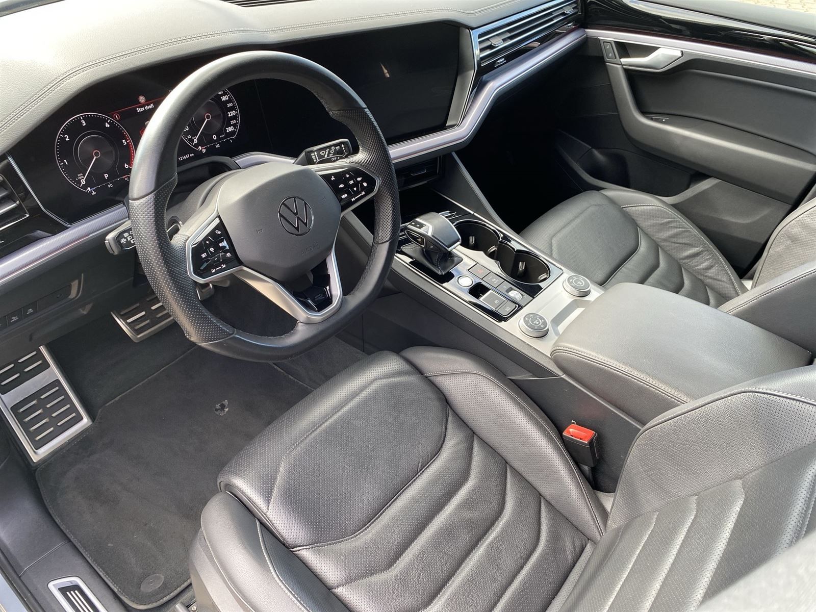 Volkswagen Touareg, Exclusive 3.0 TDI V6 4Motion - fotka 6