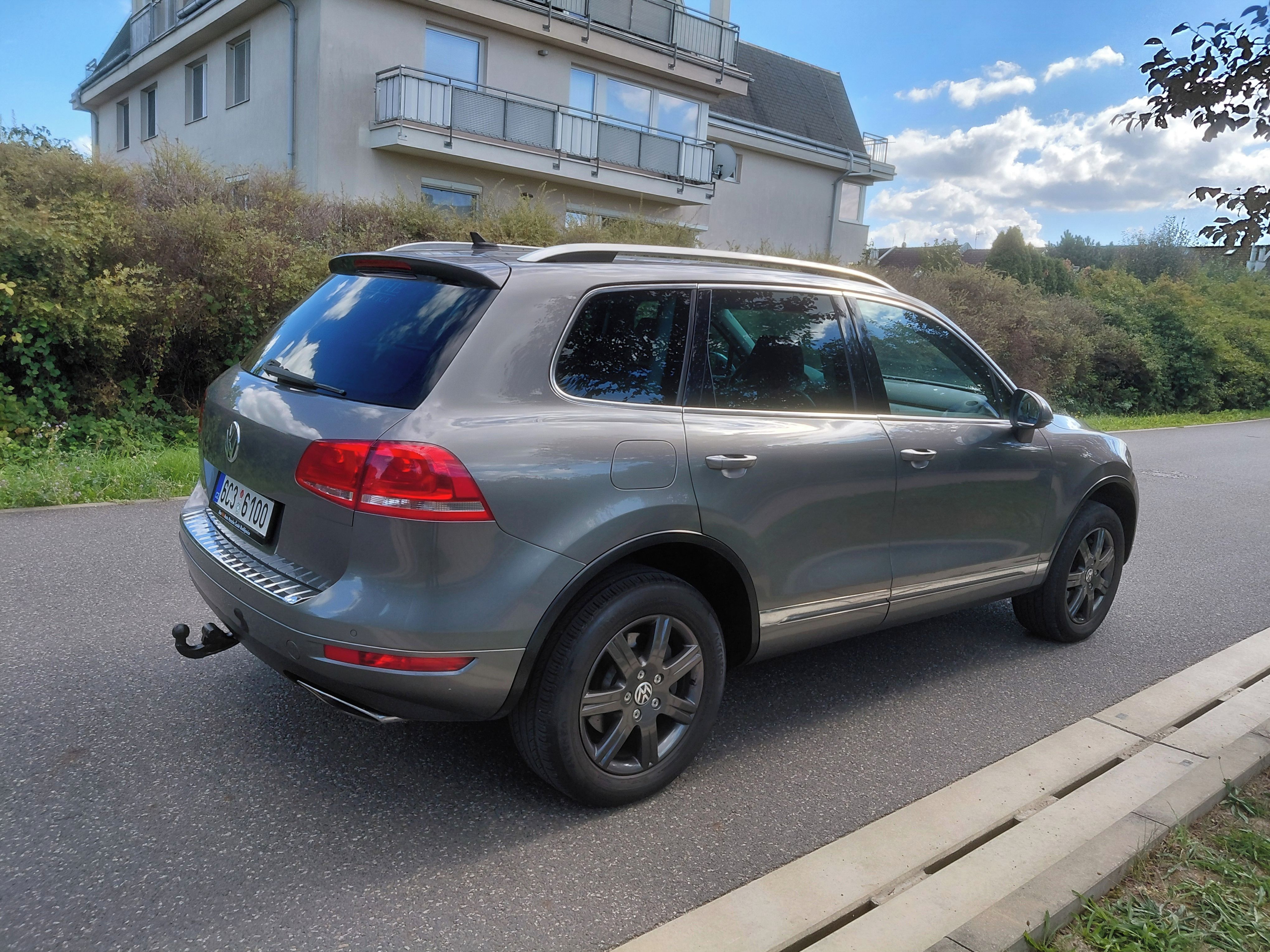 Volkswagen Touareg, 3.0TDI 180kw Automat,4x4,ČR - fotka 6