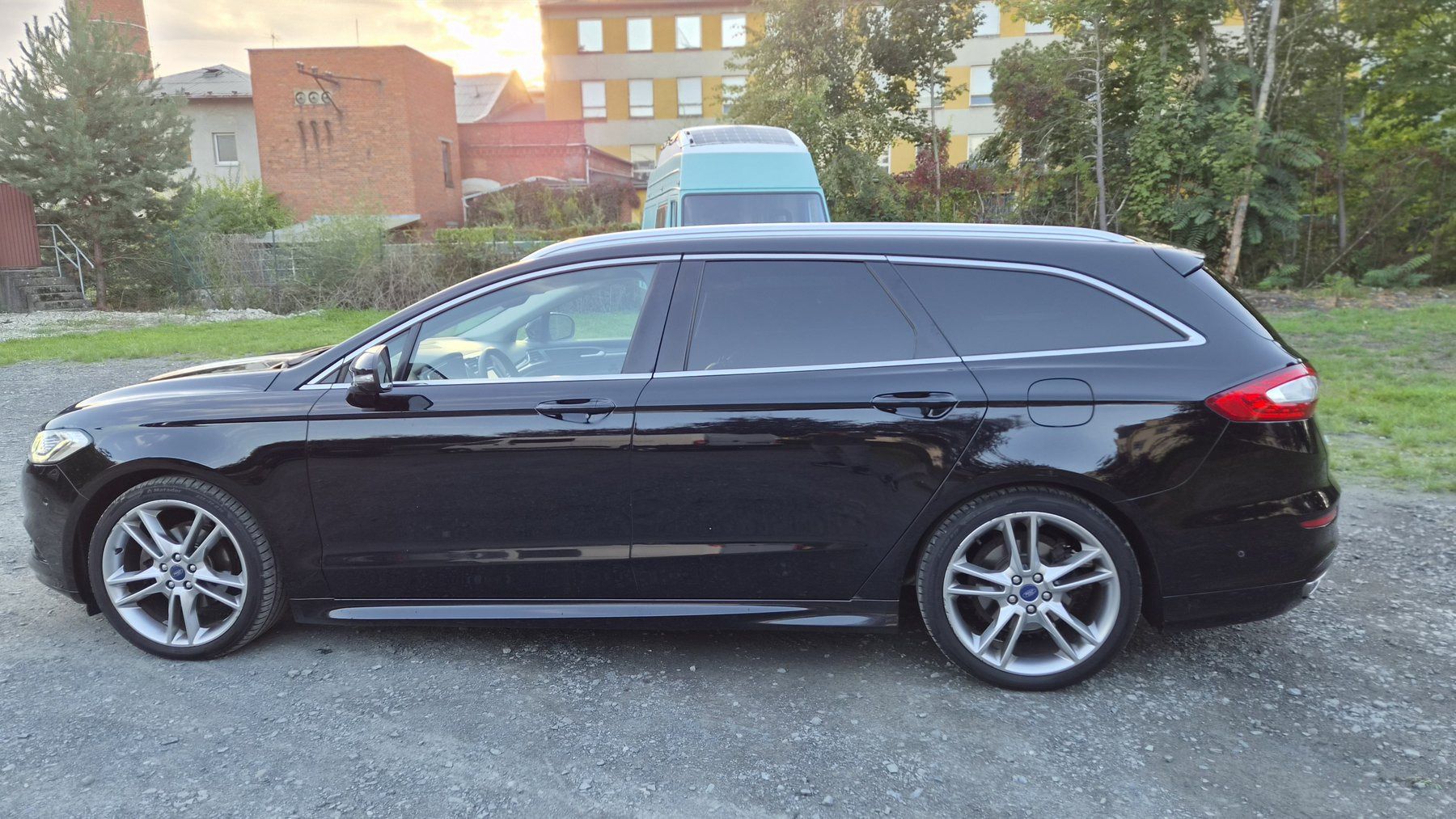 Ford Mondeo, Ford Mondeo MK5 2.0 TDCi 154Kw - fotka 6