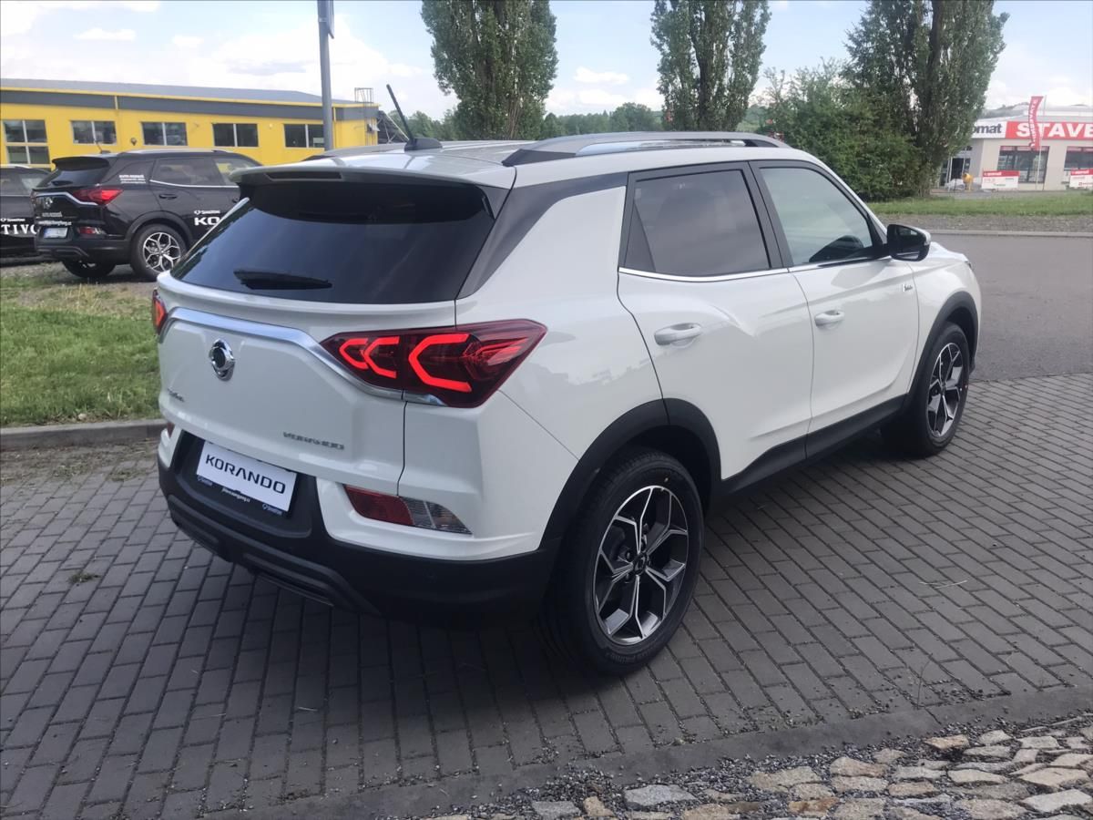 KGM Korando, 1.5 KORANDO  TURBO GDI CLUB 2W - fotka 3