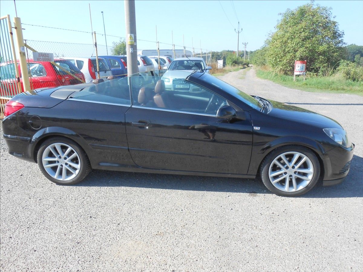 Opel Astra, 1,8 i 16V TWIN-TOP SERVISKA - fotka 4