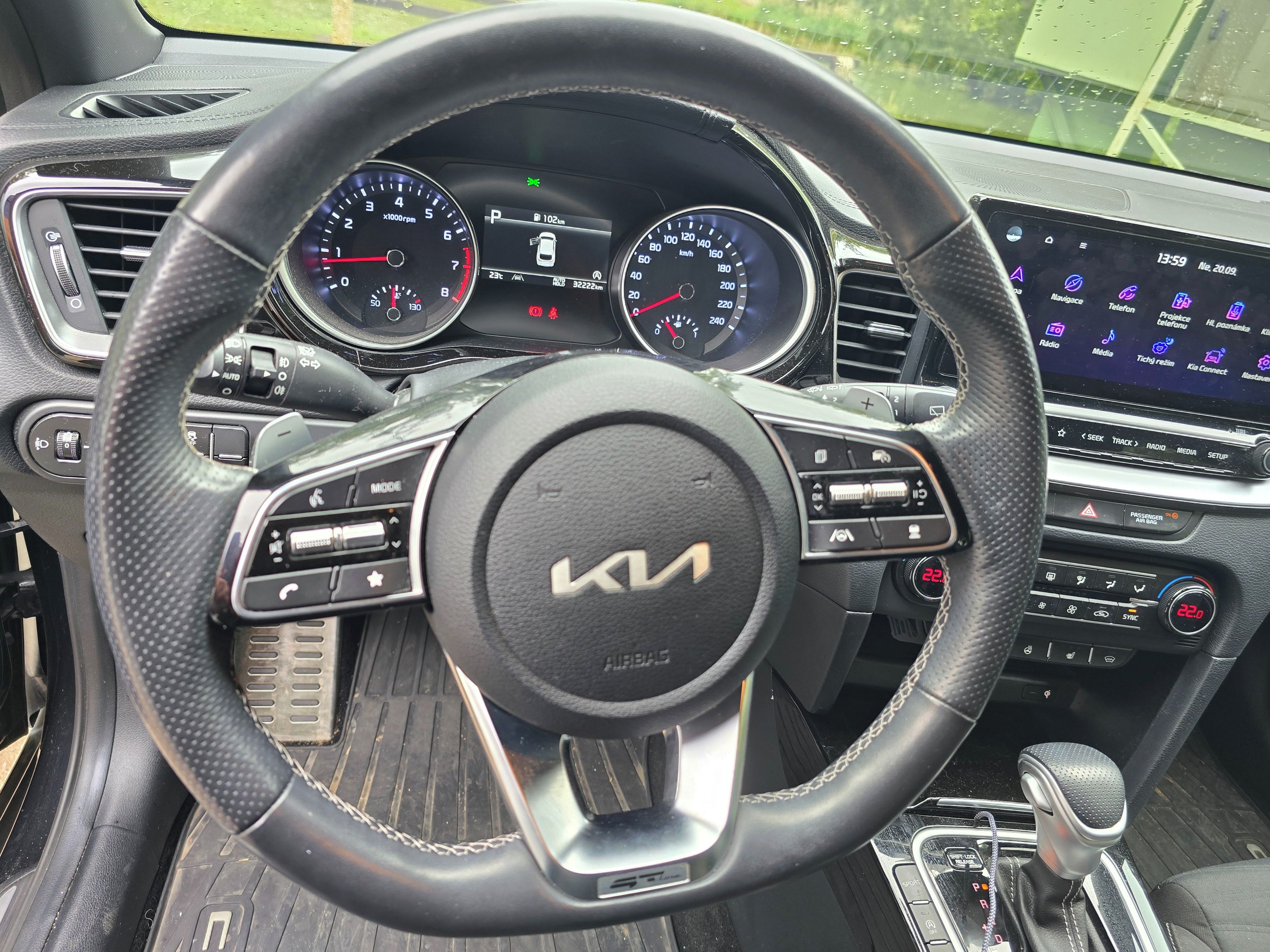 Kia ProCeed, Kia ProCeed 1 5 T-GDi GPF 7 DC - fotka 5