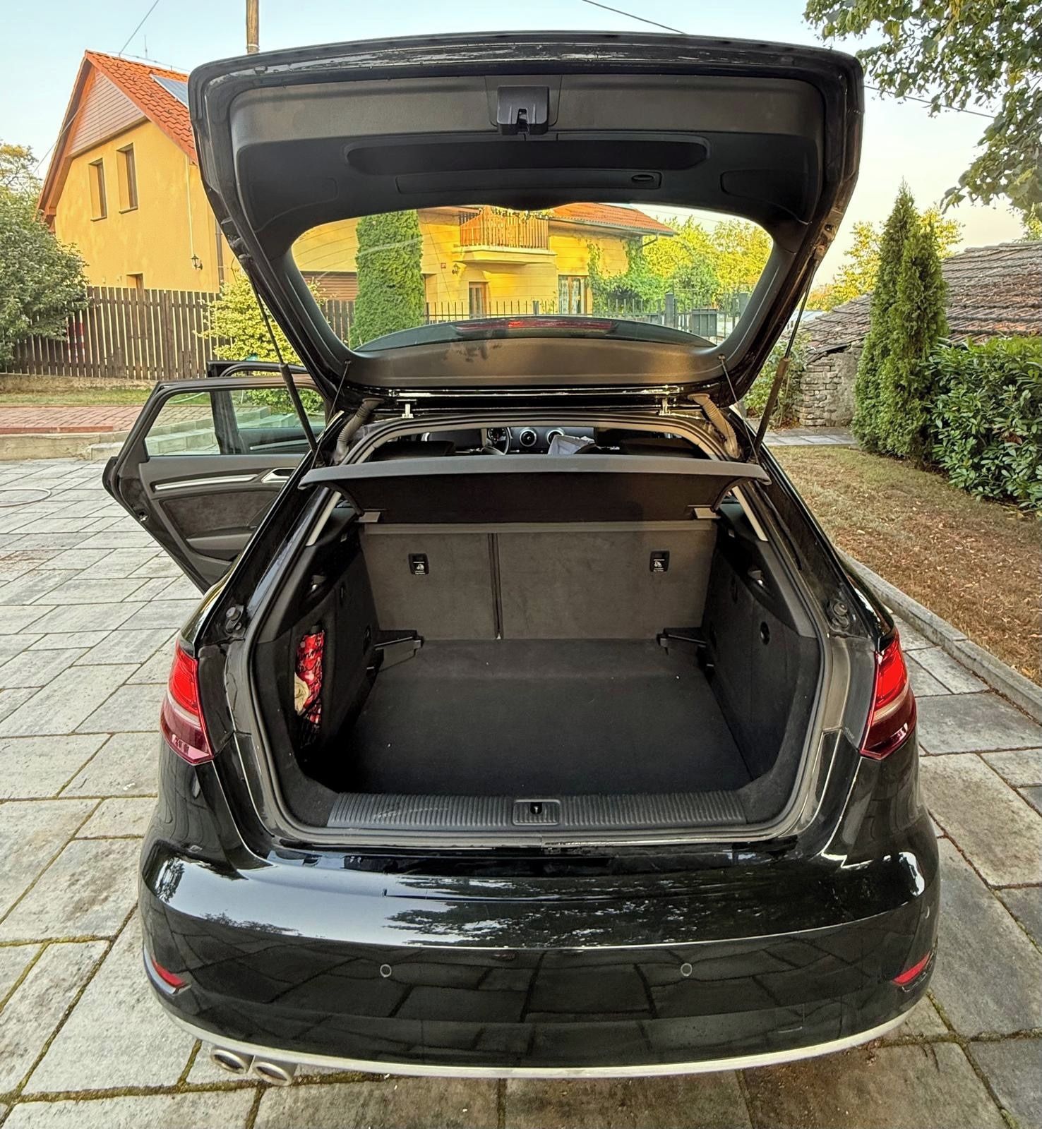 Audi A3, Audi A3 Sportback 2.0TDI 110kW - fotka 5