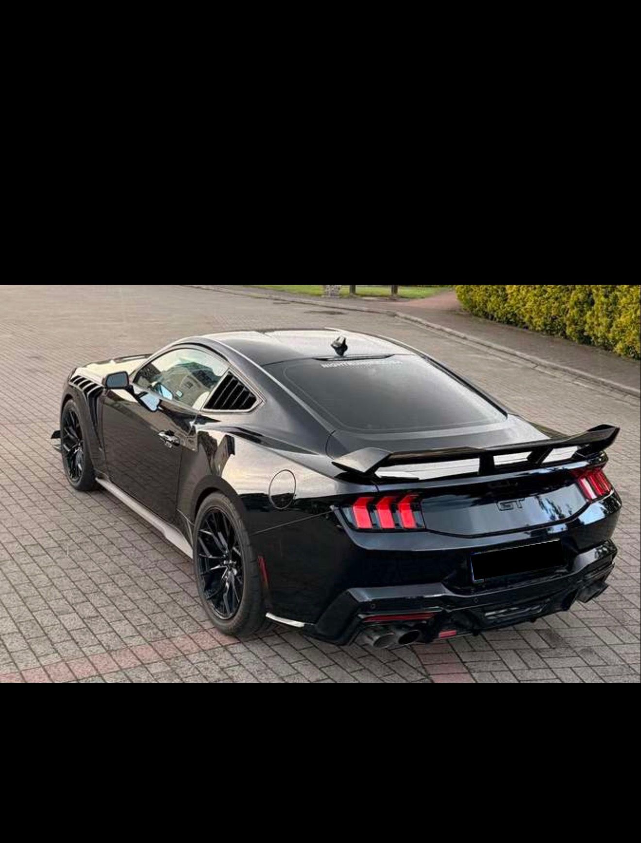 Ford Mustang, 5.0L GT Fastback Manual - fotka 4