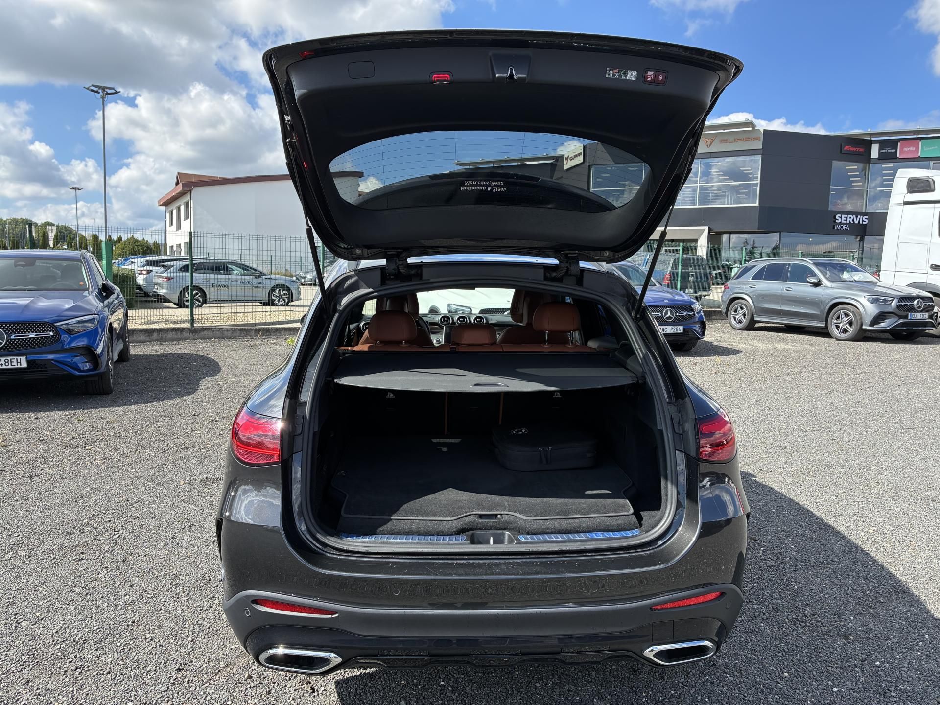 Mercedes-Benz GLC, 300de 4MATIC - fotka 4