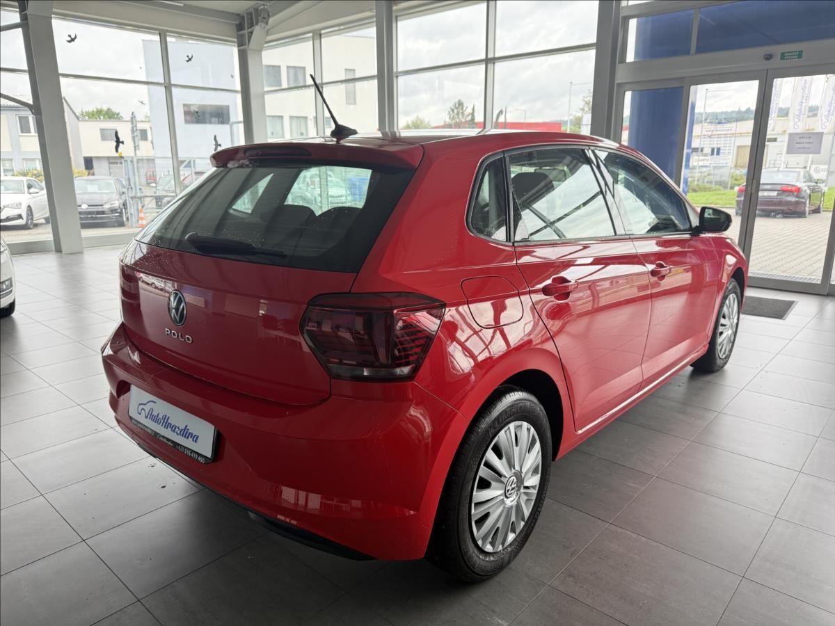 Volkswagen Polo, 1,0   MPI 59kW,SERVISKA,1.MAJ - fotka 6